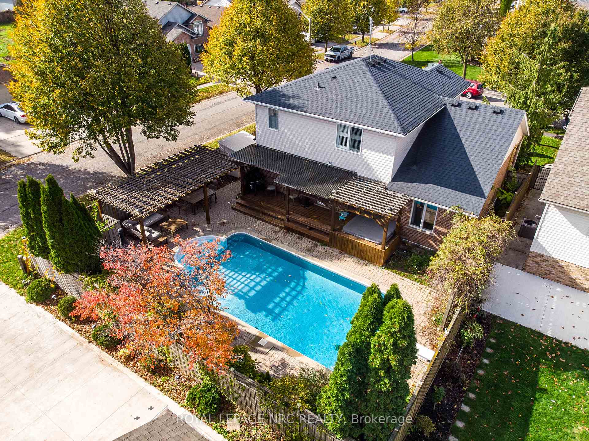 Photo 22 of 7955 Harvest Crescent, Niagara Falls, Ascot — HOMEH