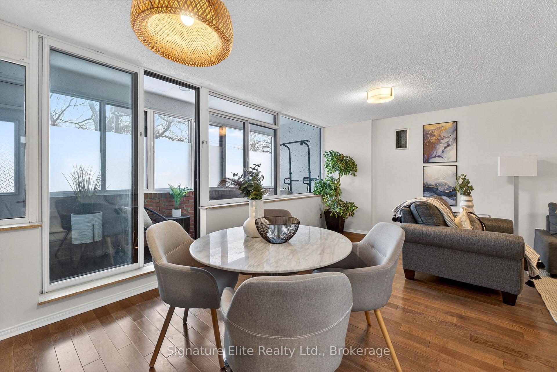 Photo 5 of Unit 104, 3000 Bathurst Street, Toronto, Englemount-Lawrence — HOMEH