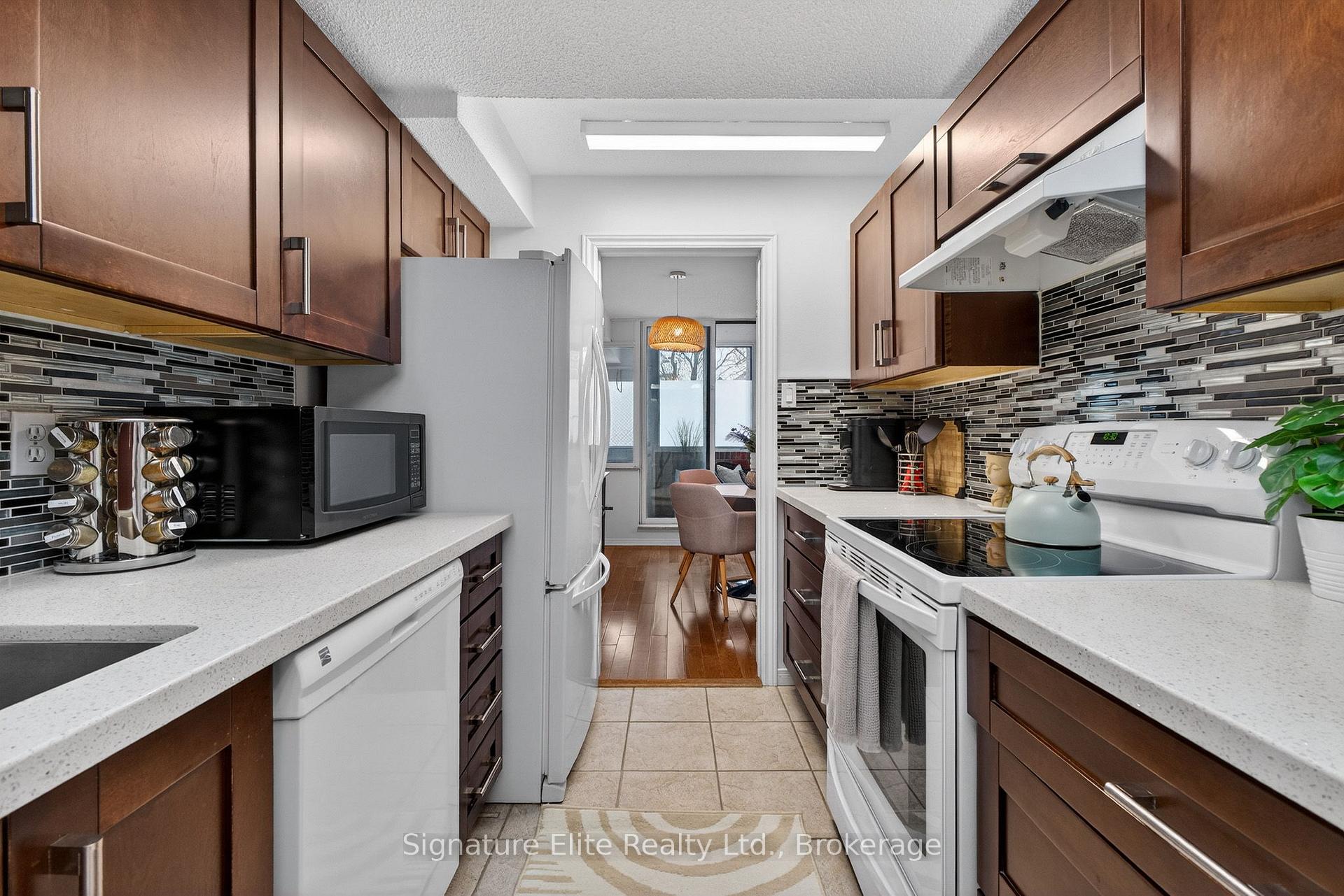 Photo 21 of Unit 104, 3000 Bathurst Street, Toronto, Englemount-Lawrence — HOMEH