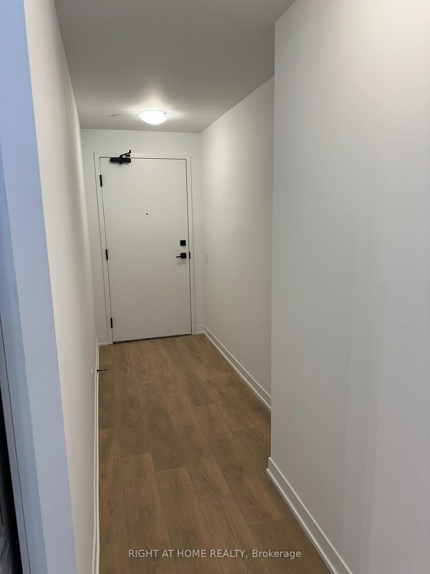 Photo 4 of Unit 1232, 498 Caldari Road, Vaughan, Concord — HOMEH