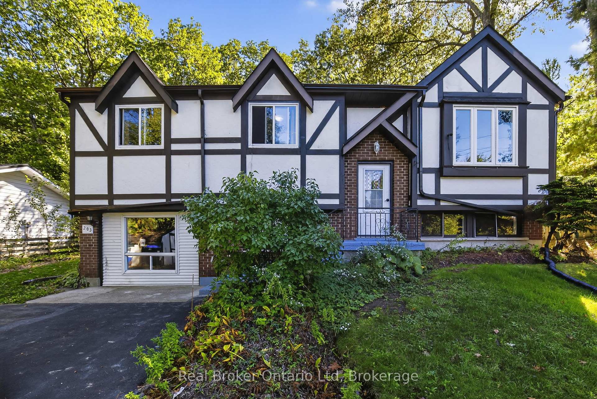 Photo 6 of 203 Knox Road W, Wasaga Beach — HOMEH
