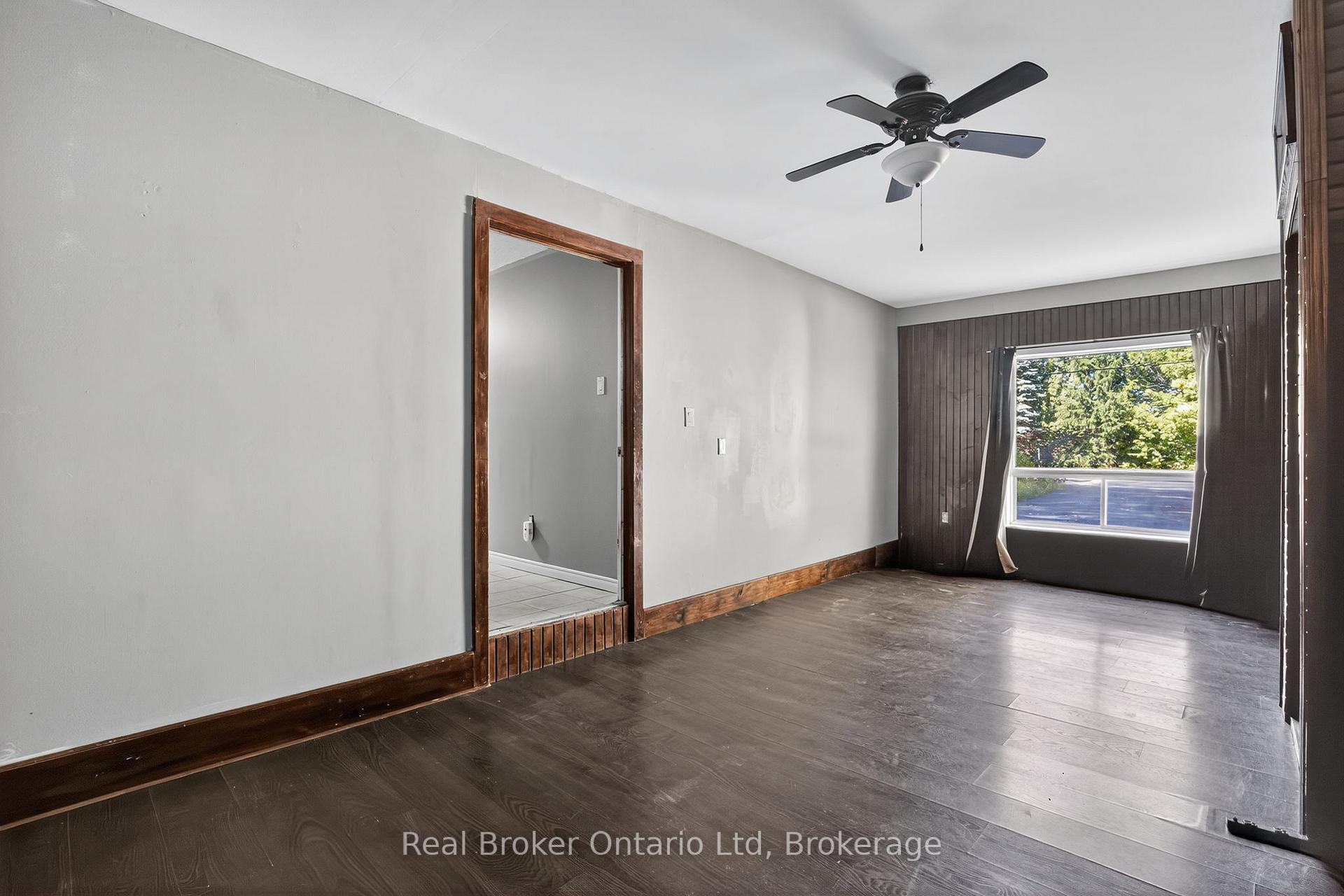 Photo 7 of 203 Knox Road W, Wasaga Beach — HOMEH