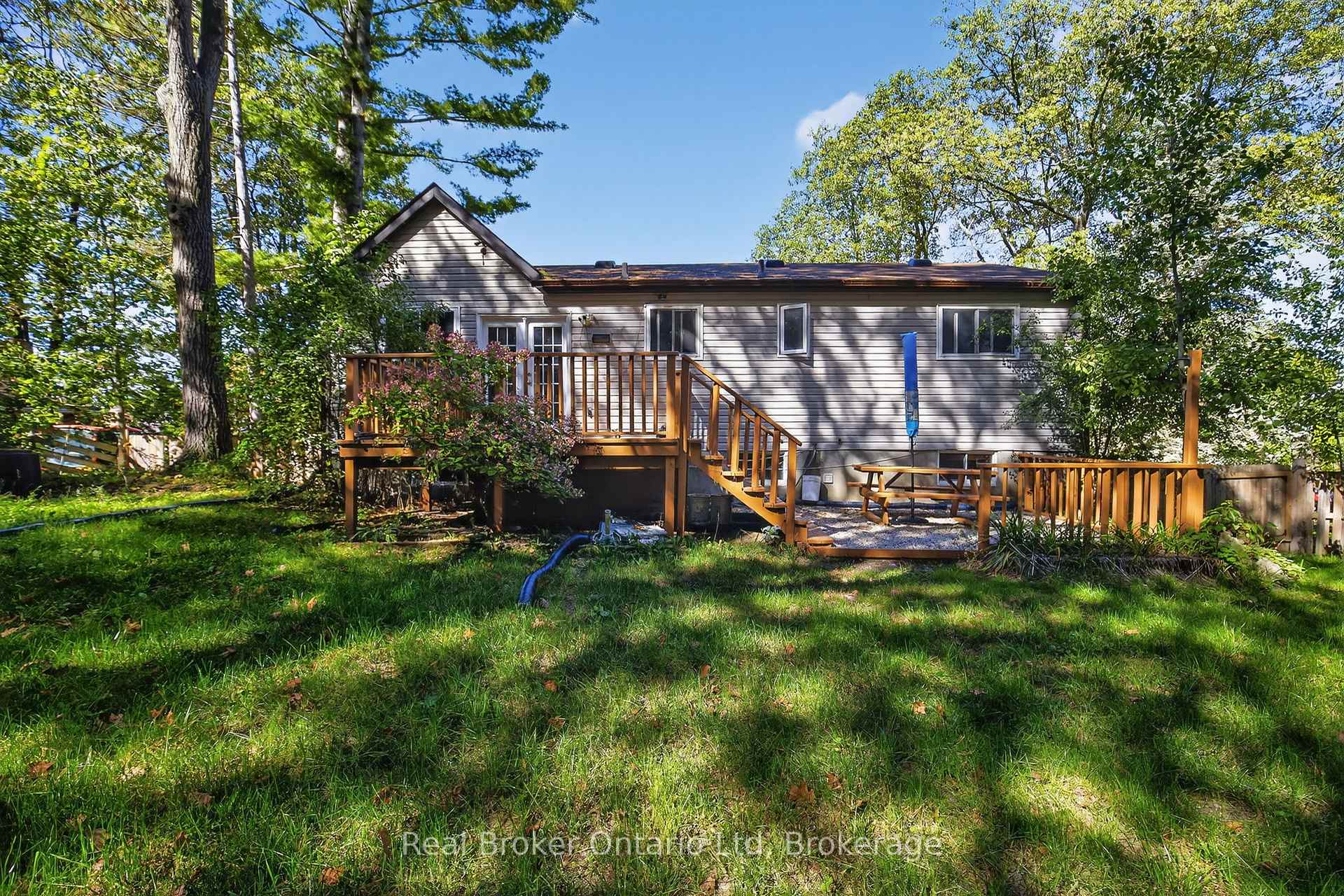 Photo 12 of 203 Knox Road W, Wasaga Beach — HOMEH