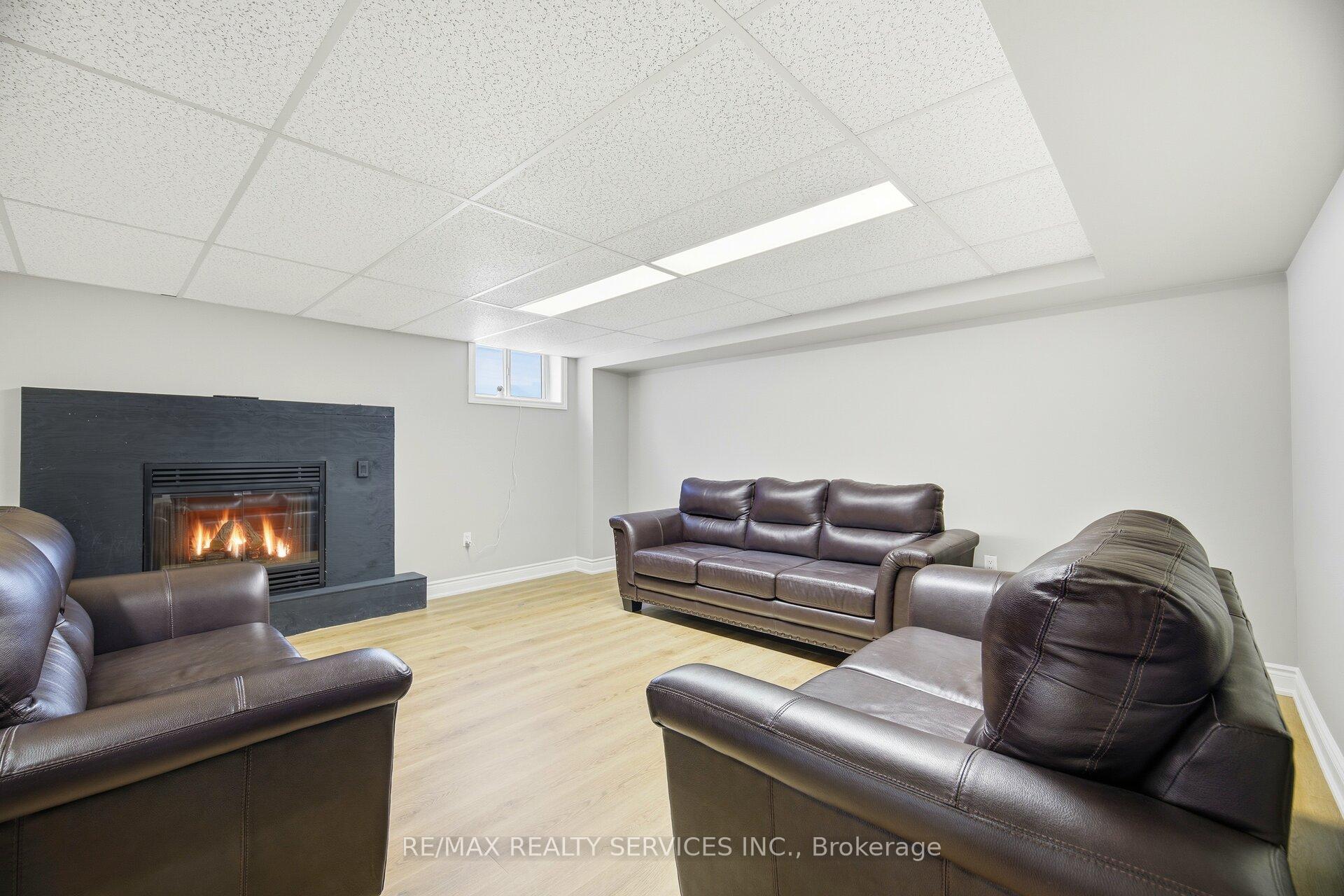 Photo 10 of 1569 Killarney Beach Road, Innisfil, Rural Innisfil — HOMEH