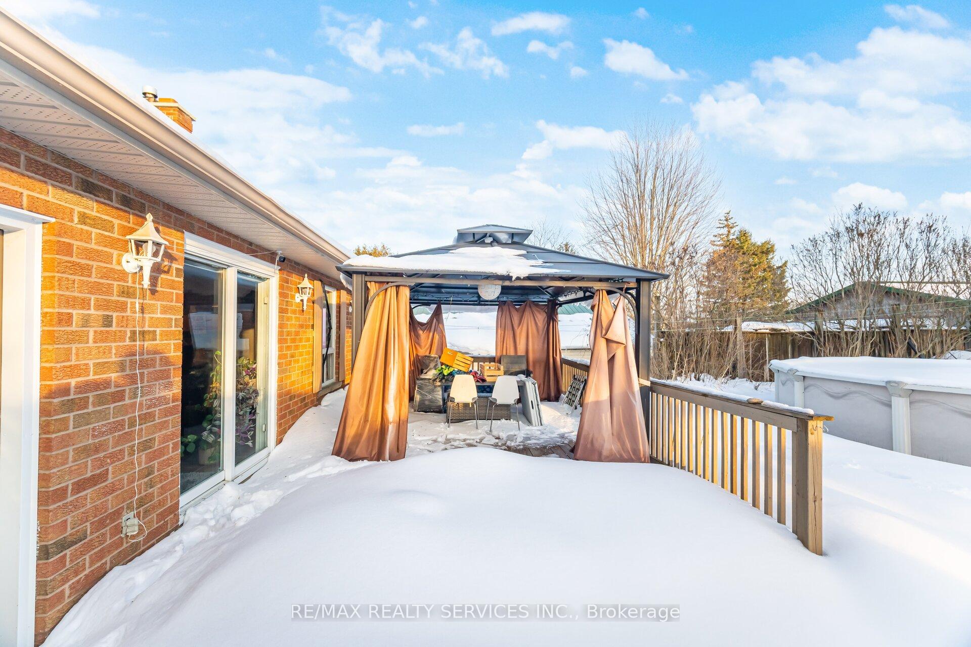 Photo 33 of 1569 Killarney Beach Road, Innisfil, Rural Innisfil — HOMEH