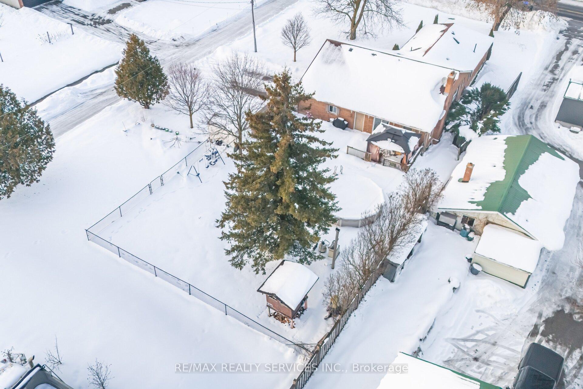 Photo 44 of 1569 Killarney Beach Road, Innisfil, Rural Innisfil — HOMEH