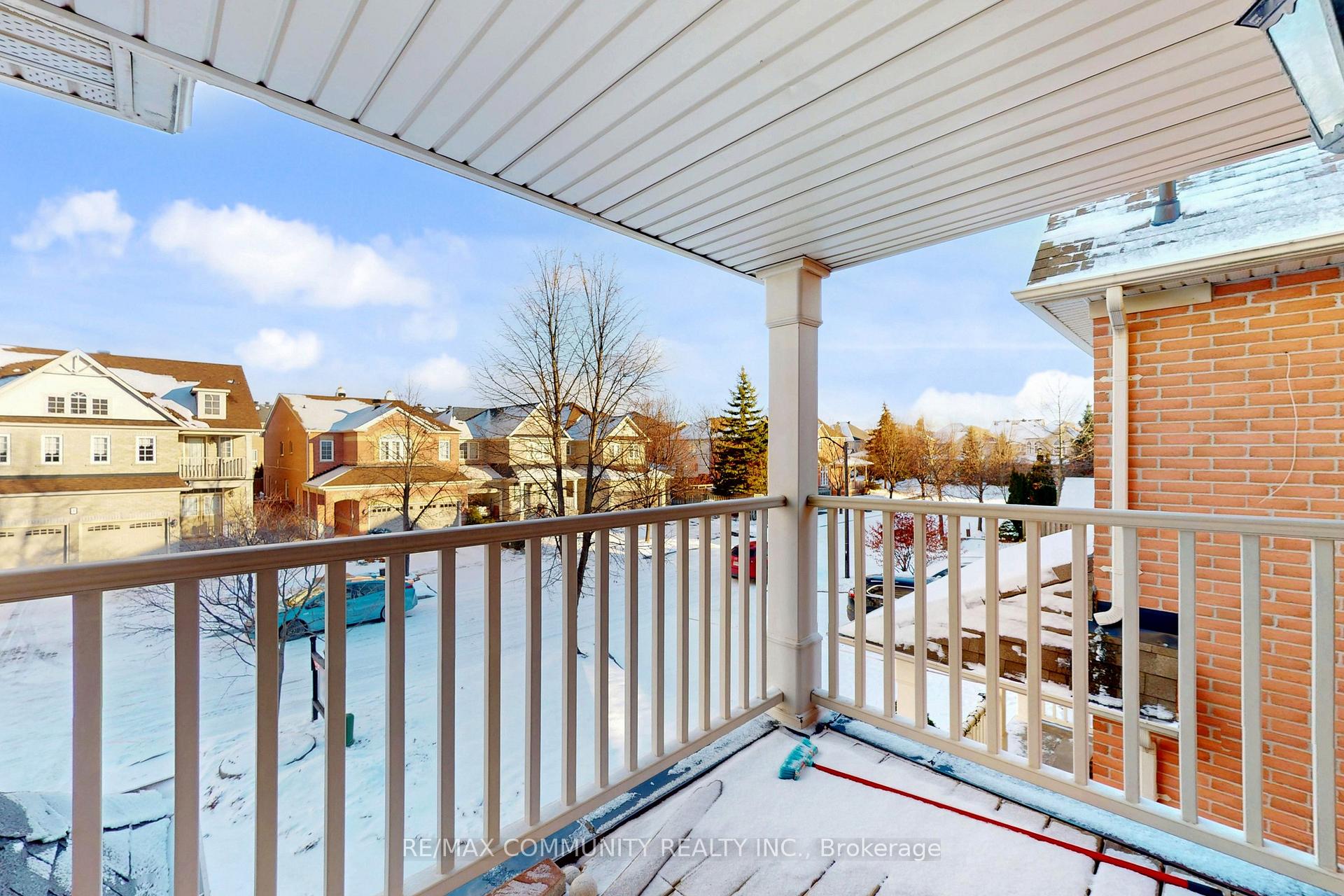 Photo 24 of 10 Oxfordshire Street, Markham, Berczy — HOMEH