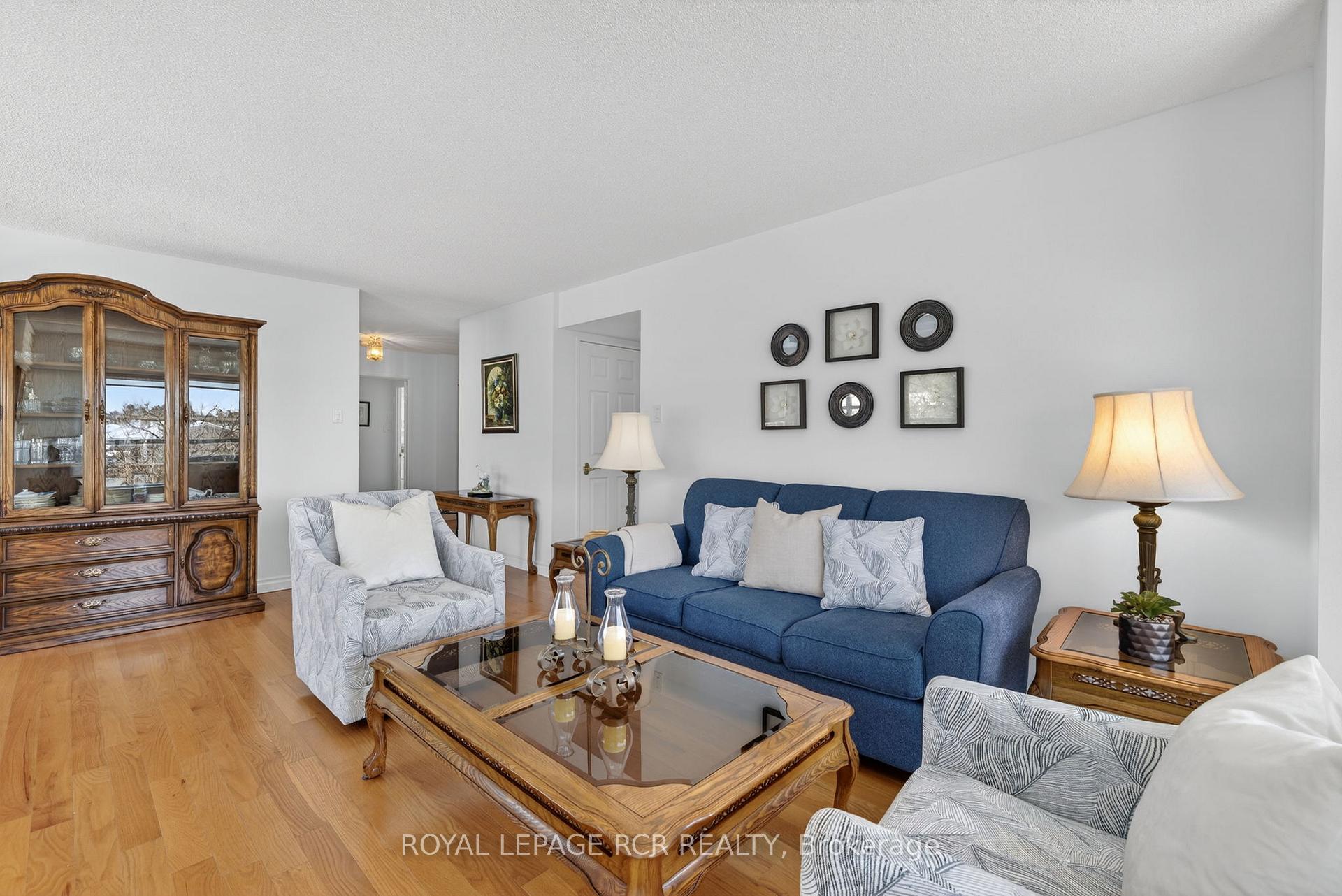 Photo 19 of Unit 213, 14924 Yonge Street, Aurora, Aurora Highlands — HOMEH
