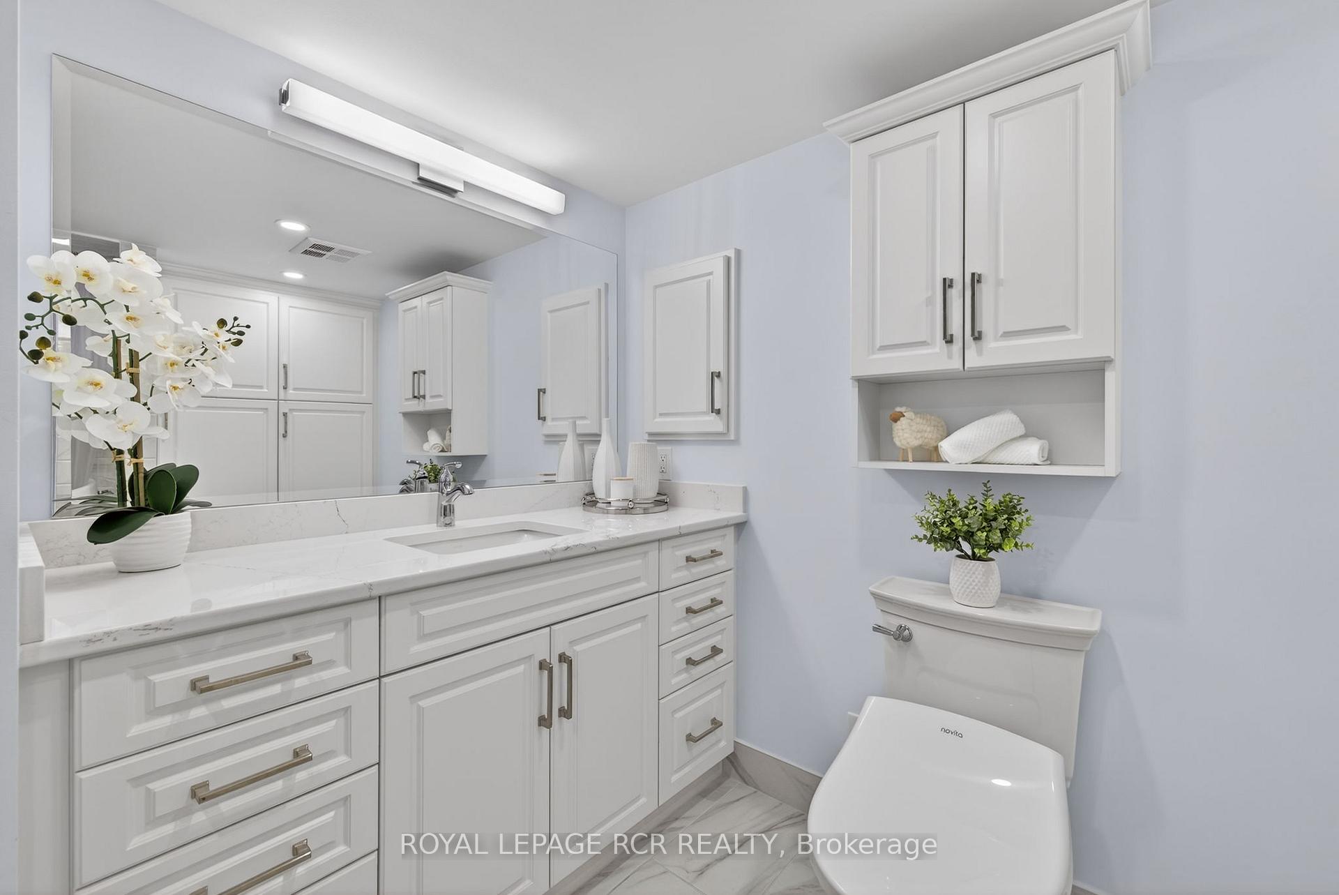 Photo 31 of Unit 213, 14924 Yonge Street, Aurora, Aurora Highlands — HOMEH