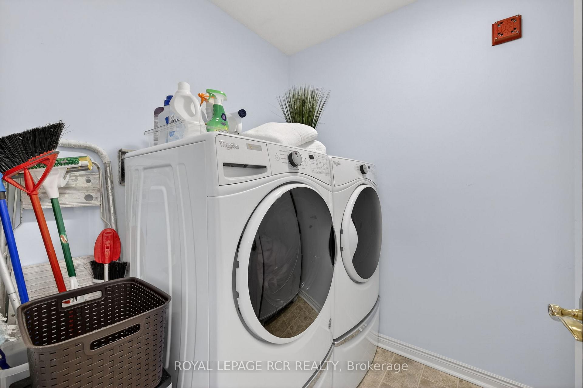 Photo 20 of Unit 213, 14924 Yonge Street, Aurora, Aurora Highlands — HOMEH