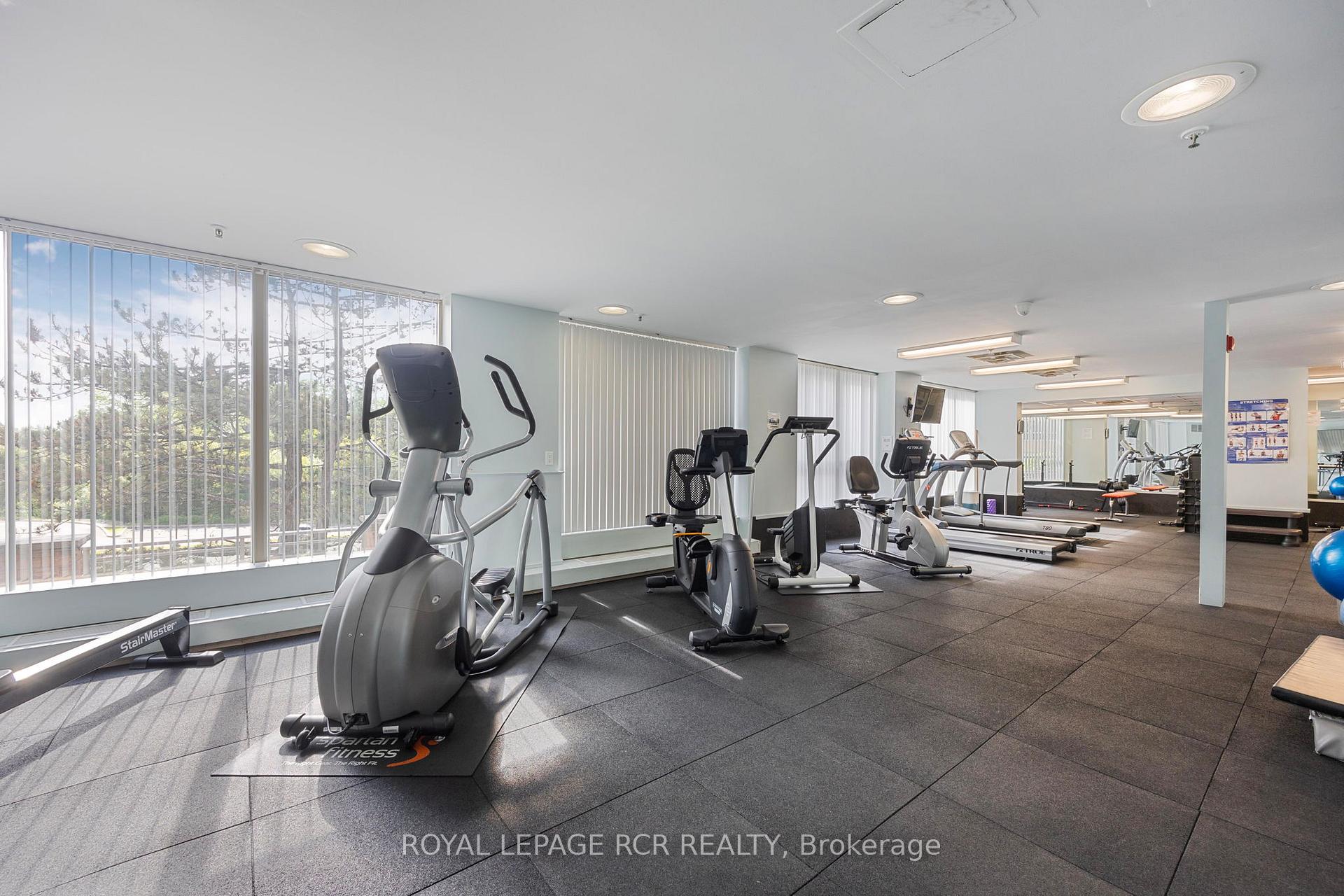 Photo 33 of Unit 213, 14924 Yonge Street, Aurora, Aurora Highlands — HOMEH