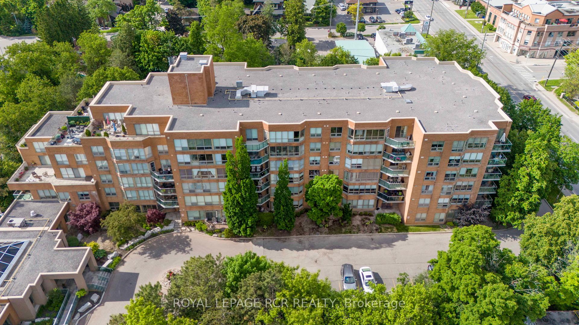 Photo 32 of Unit 213, 14924 Yonge Street, Aurora, Aurora Highlands — HOMEH
