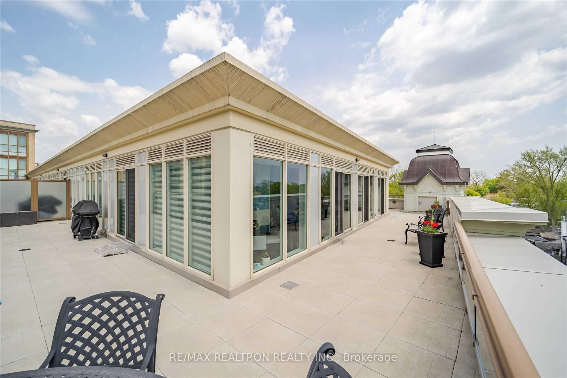 Photo 23 of Unit 417, 68 Main Street N, Markham, Old Markham Village — HOMEH