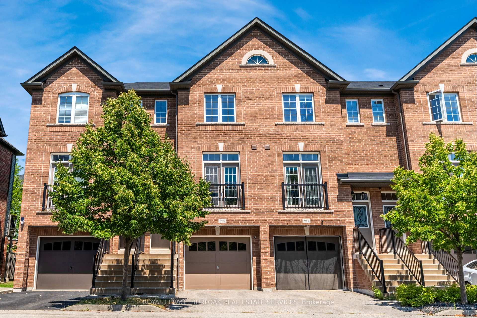 Front of 965 Reimer Common
