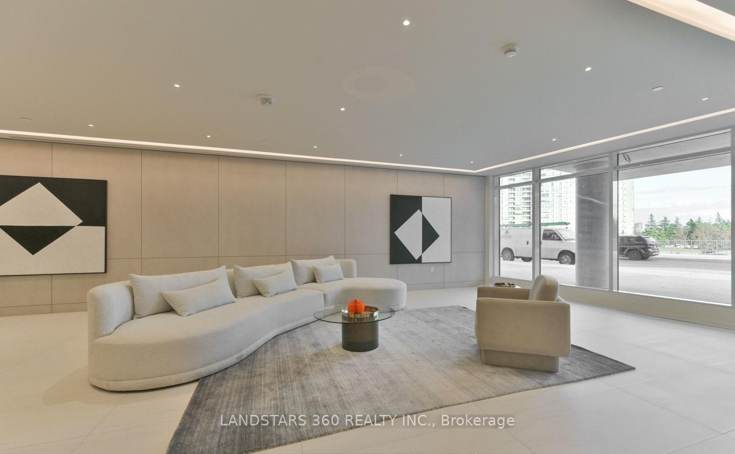 Photo 2 of Unit 2807, 30 Upper Mall Way, Vaughan, Brownridge — HOMEH