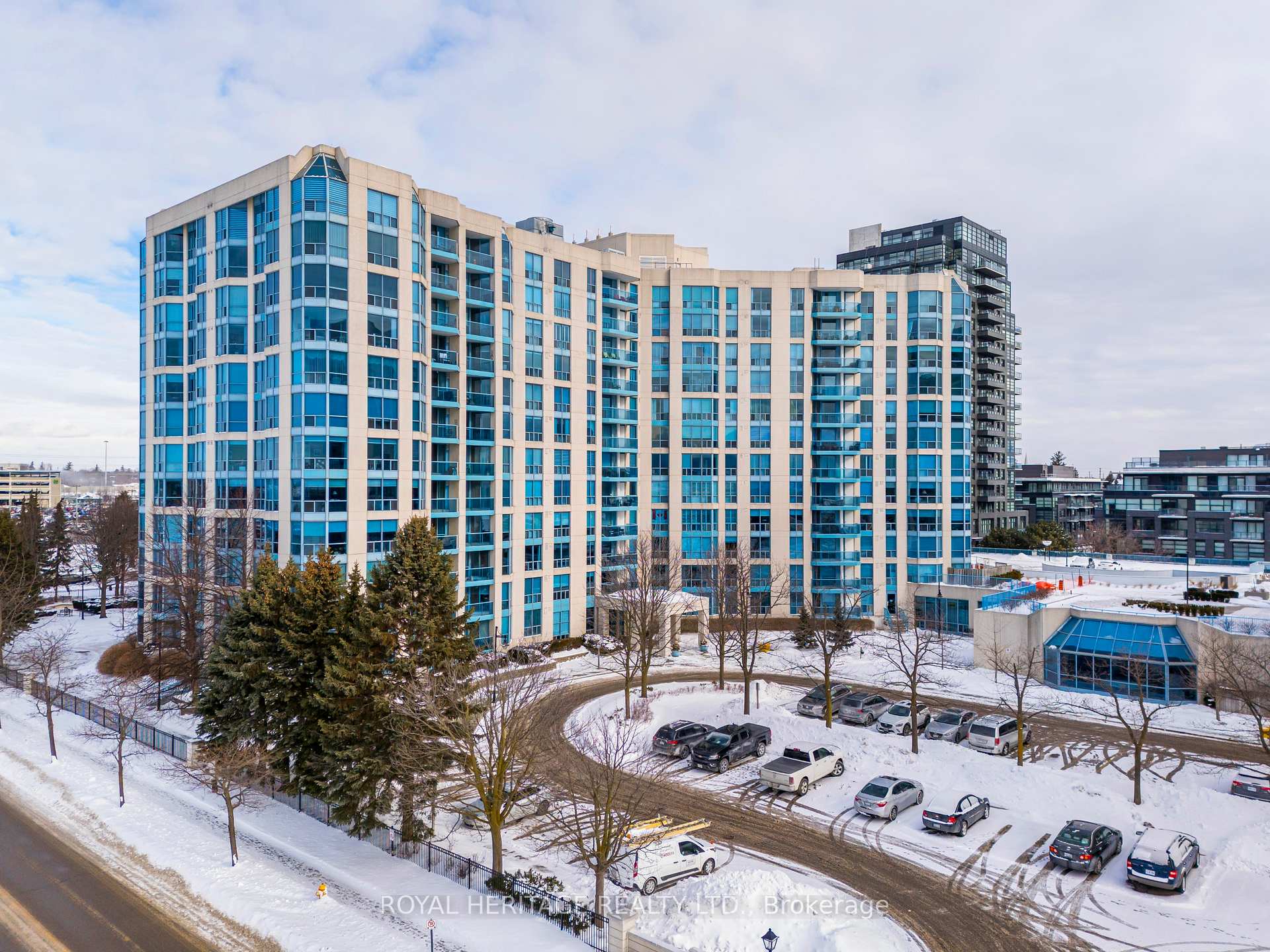 Photo 1 of Unit 901, 360 Watson Street W, Whitby, Port Whitby — HOMEH