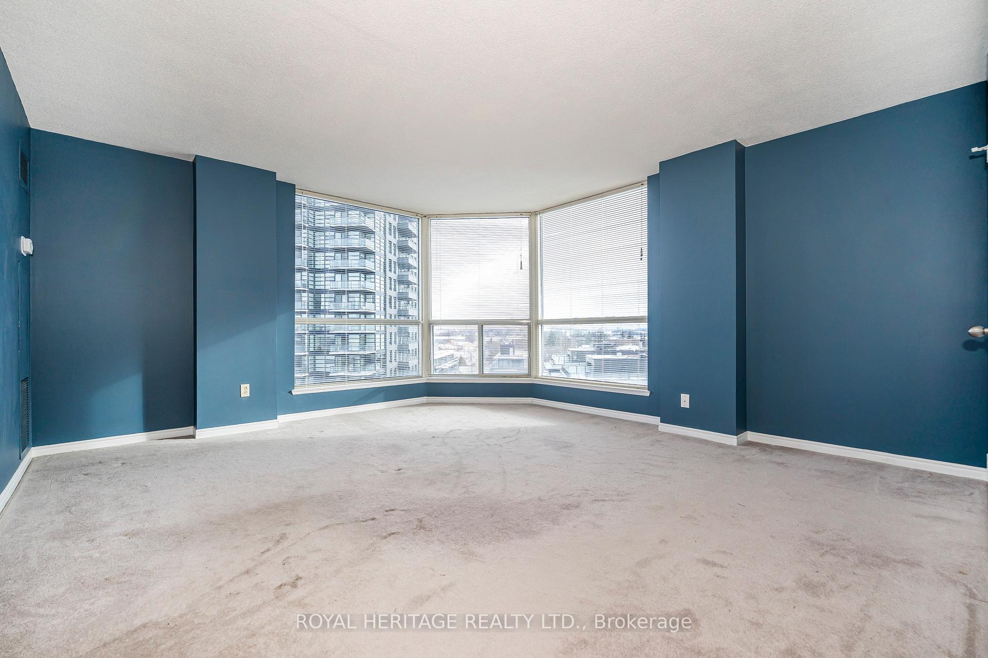 Photo 2 of Unit 901, 360 Watson Street W, Whitby, Port Whitby — HOMEH