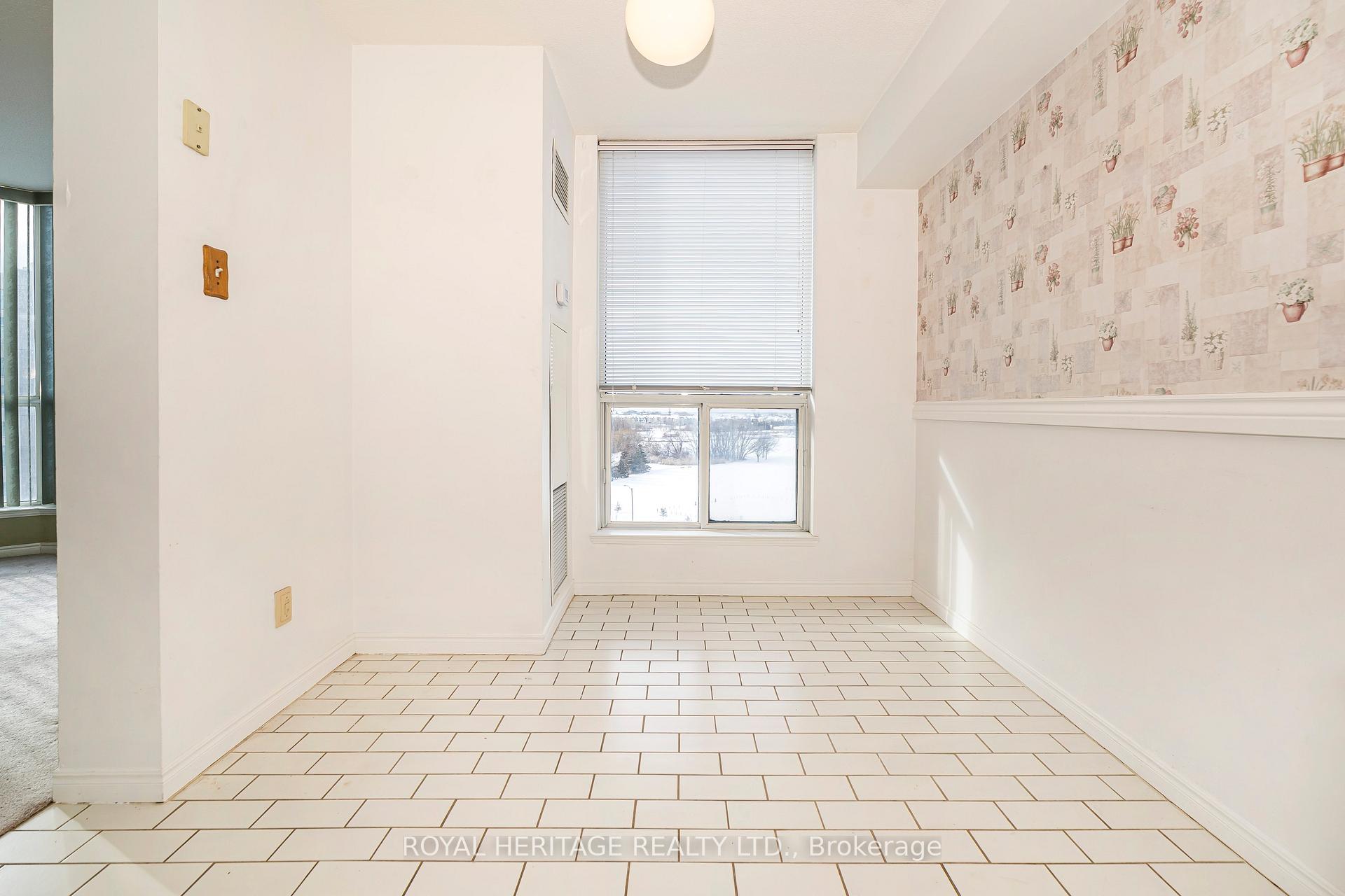 Photo 16 of Unit 901, 360 Watson Street W, Whitby, Port Whitby — HOMEH