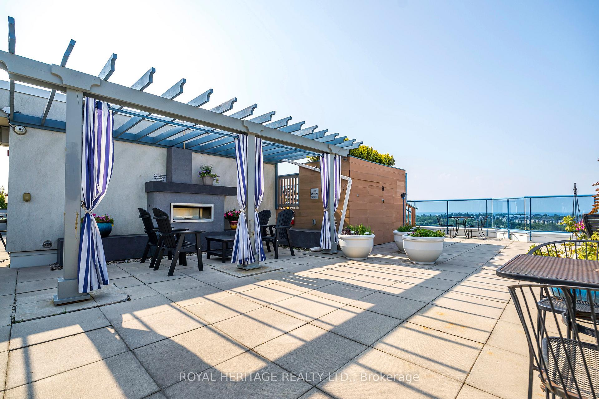Photo 10 of Unit 901, 360 Watson Street W, Whitby, Port Whitby — HOMEH