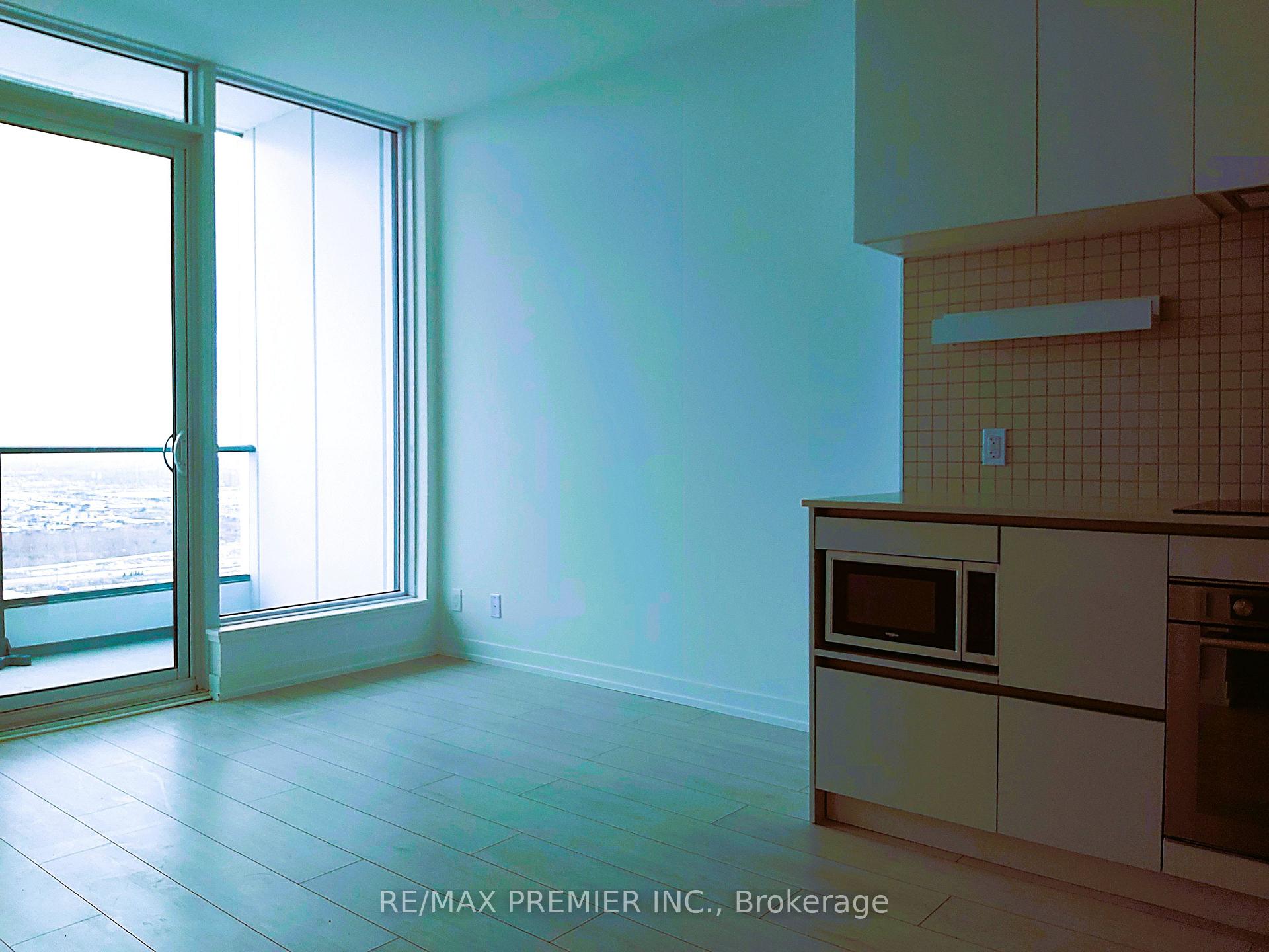 Photo 4 of Unit 5306, 5 Buttermill Avenue, Vaughan, Vaughan Corporate Centre — HOMEH
