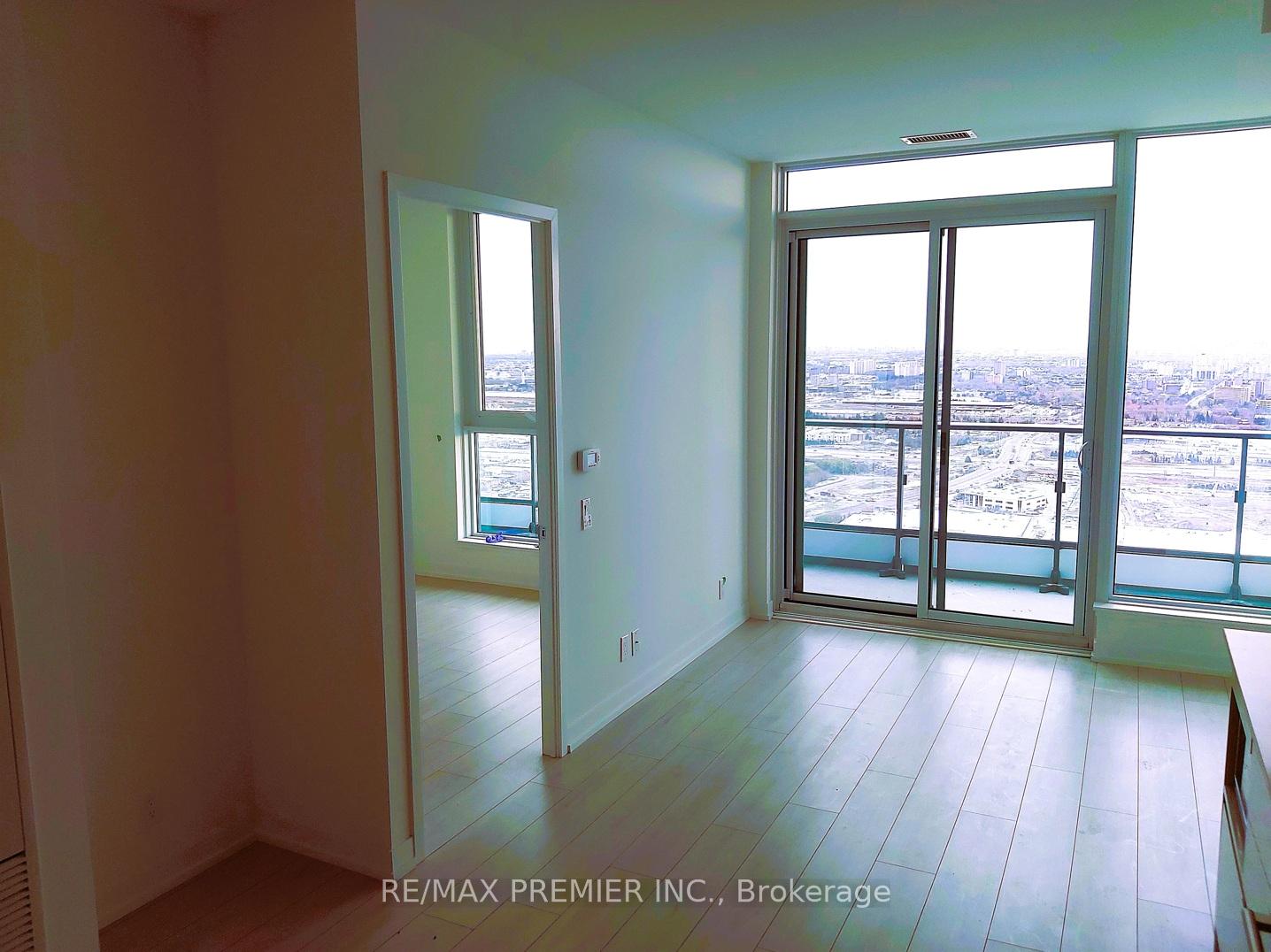 Photo 8 of Unit 5306, 5 Buttermill Avenue, Vaughan, Vaughan Corporate Centre — HOMEH