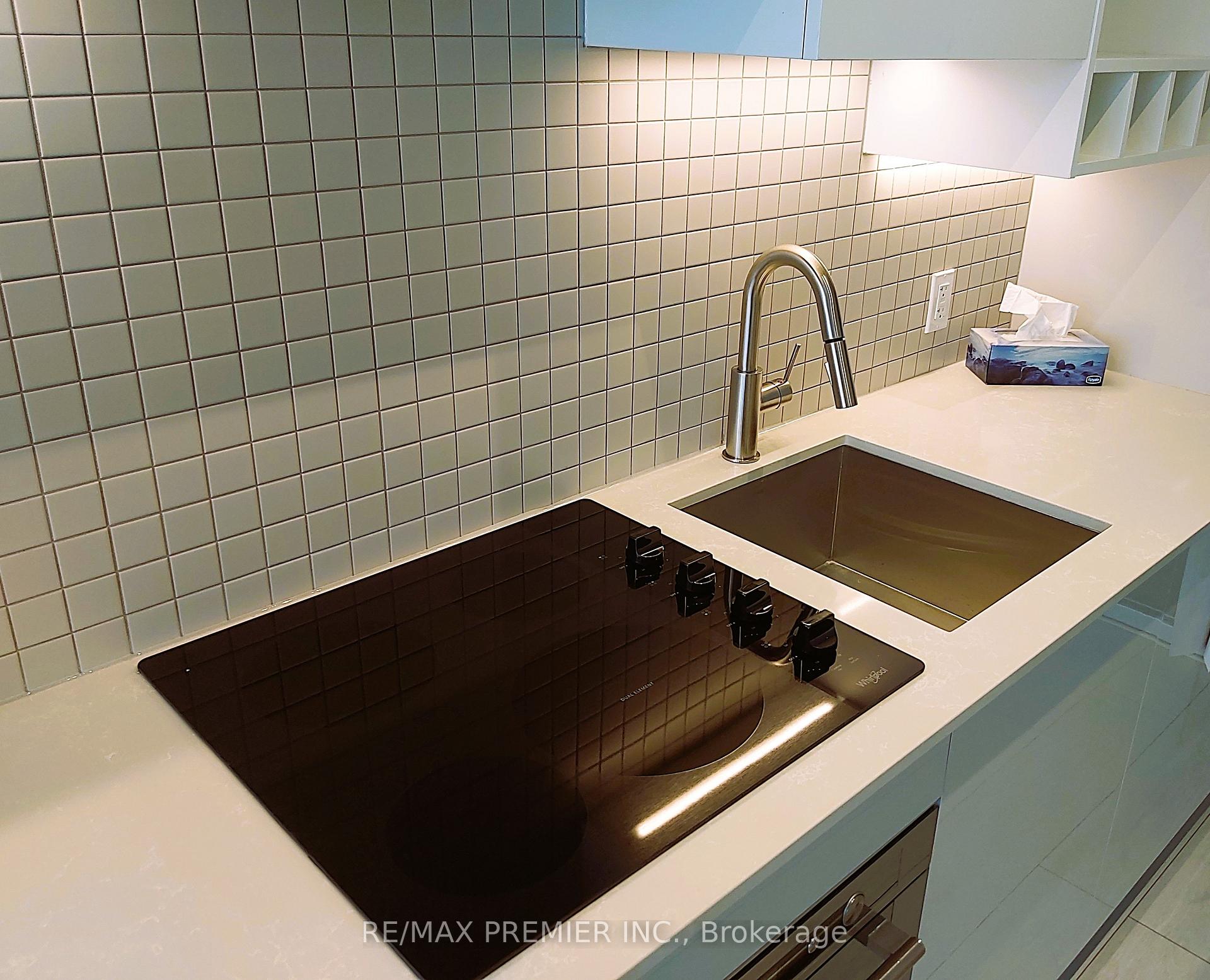 Photo 16 of Unit 5306, 5 Buttermill Avenue, Vaughan, Vaughan Corporate Centre — HOMEH