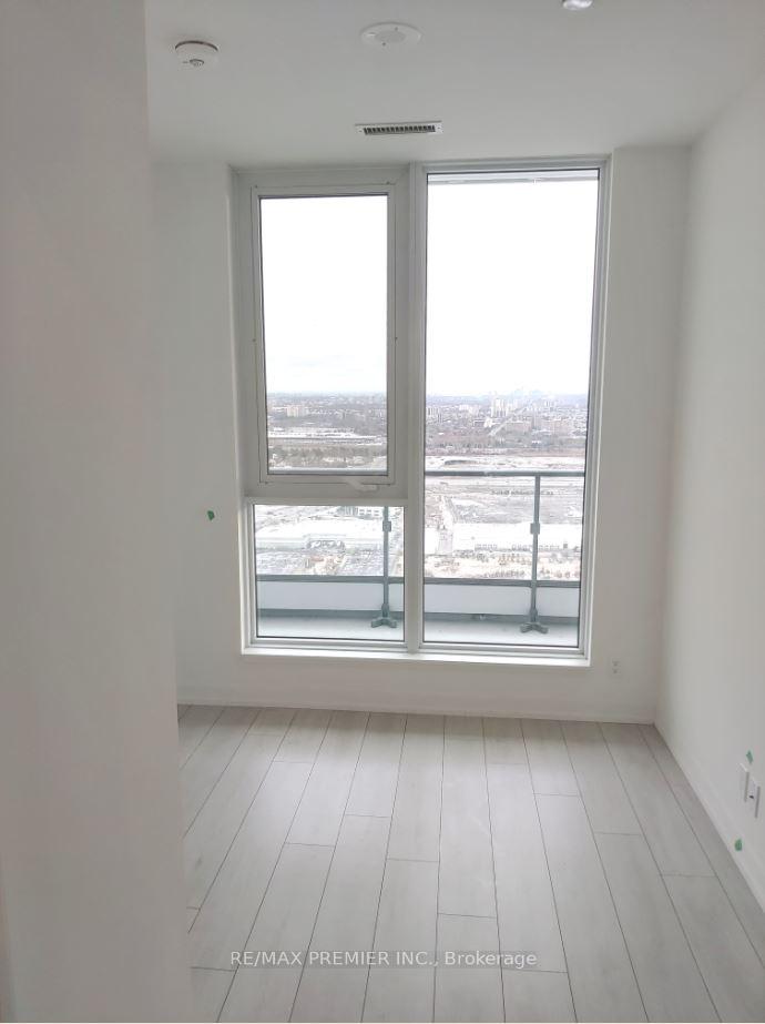 Photo 11 of Unit 5306, 5 Buttermill Avenue, Vaughan, Vaughan Corporate Centre — HOMEH
