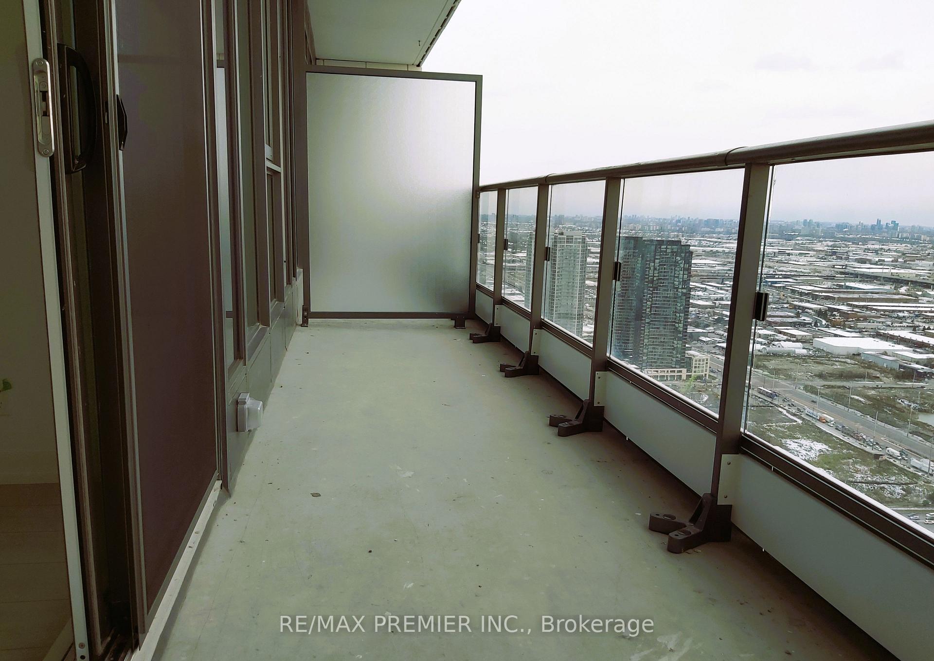 Photo 22 of Unit 5306, 5 Buttermill Avenue, Vaughan, Vaughan Corporate Centre — HOMEH