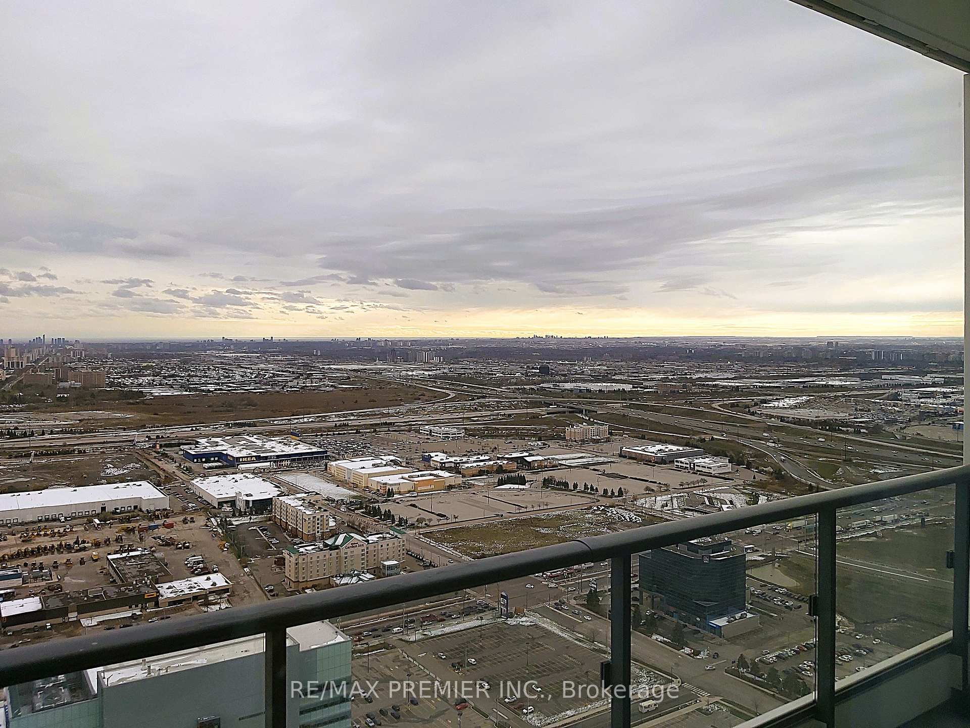 Photo 17 of Unit 5306, 5 Buttermill Avenue, Vaughan, Vaughan Corporate Centre — HOMEH