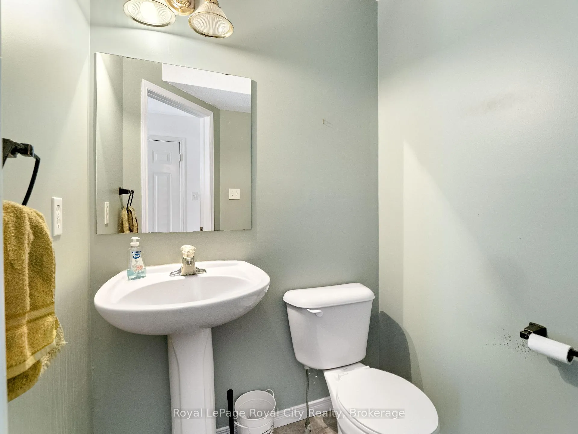 Photo 9 of 47 Schroder Crescent, Guelph, Grange Road — HOMEH