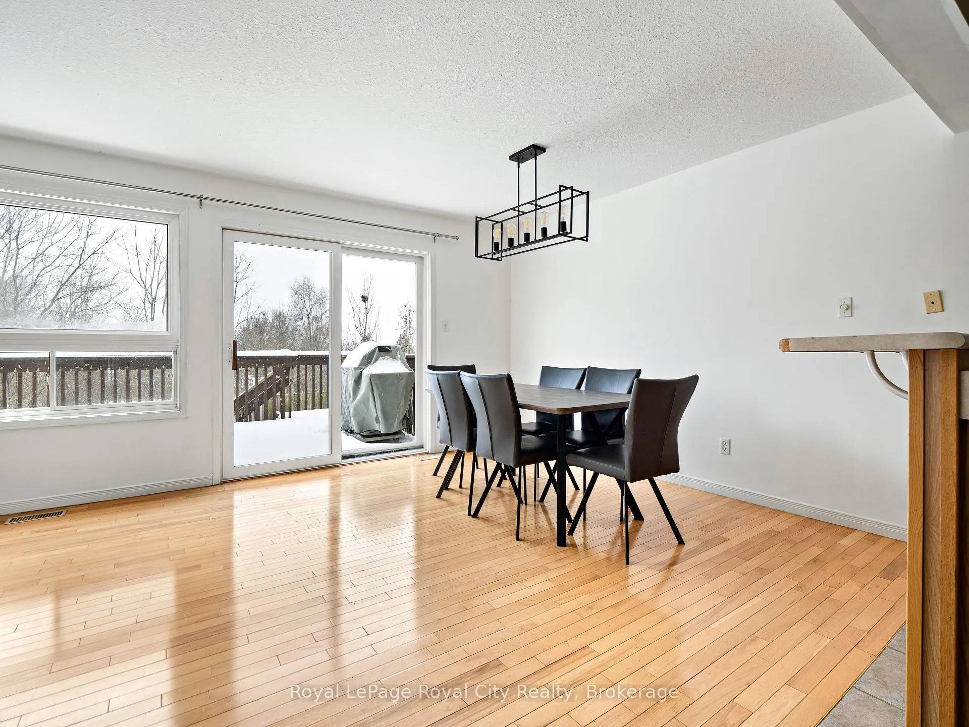 Photo 23 of 47 Schroder Crescent, Guelph, Grange Road — HOMEH