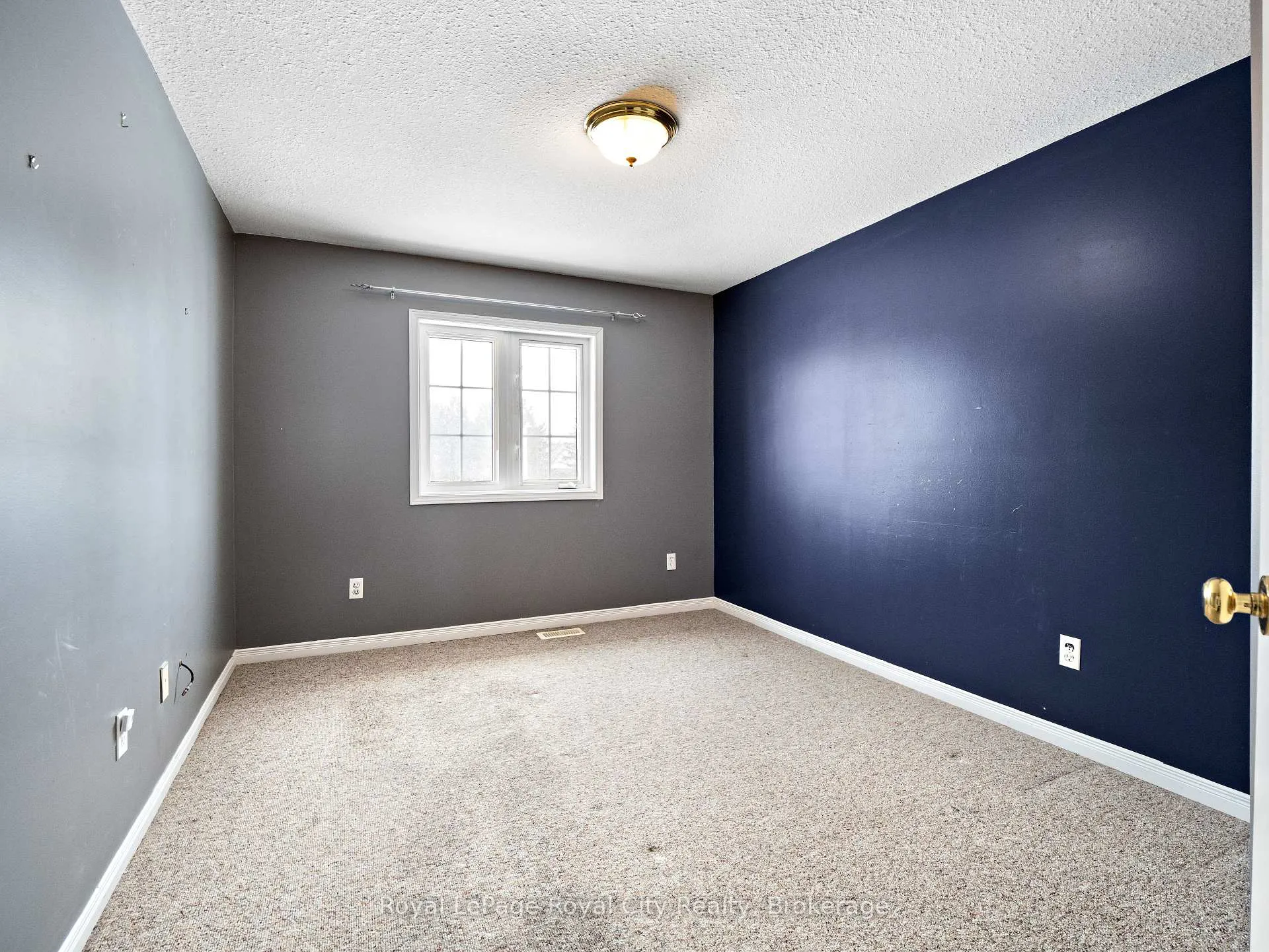 Photo 52 of 47 Schroder Crescent, Guelph, Grange Road — HOMEH