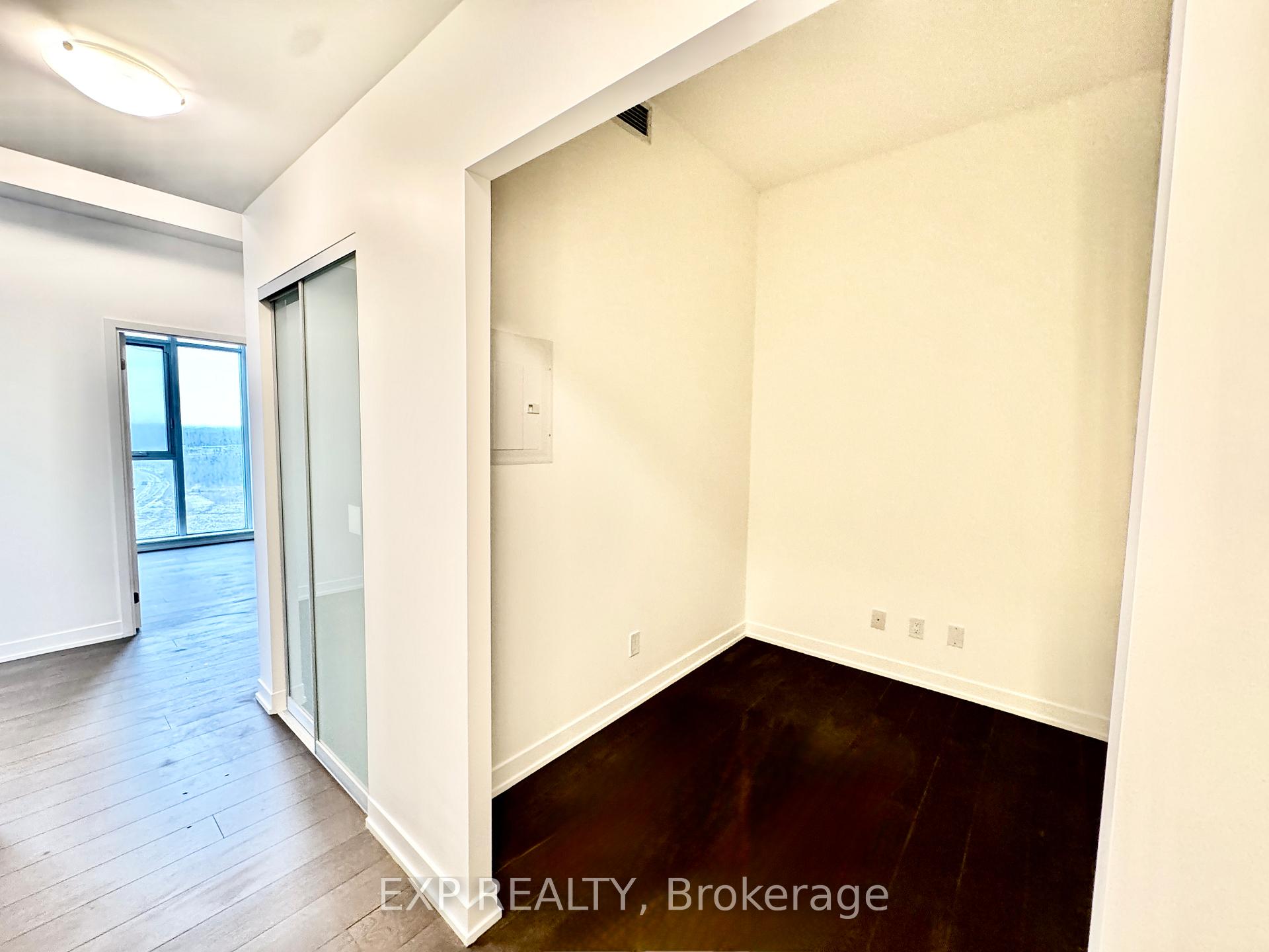 Photo 4 of Unit 1004, 292 Verdale Crossing, Markham, Unionville — HOMEH