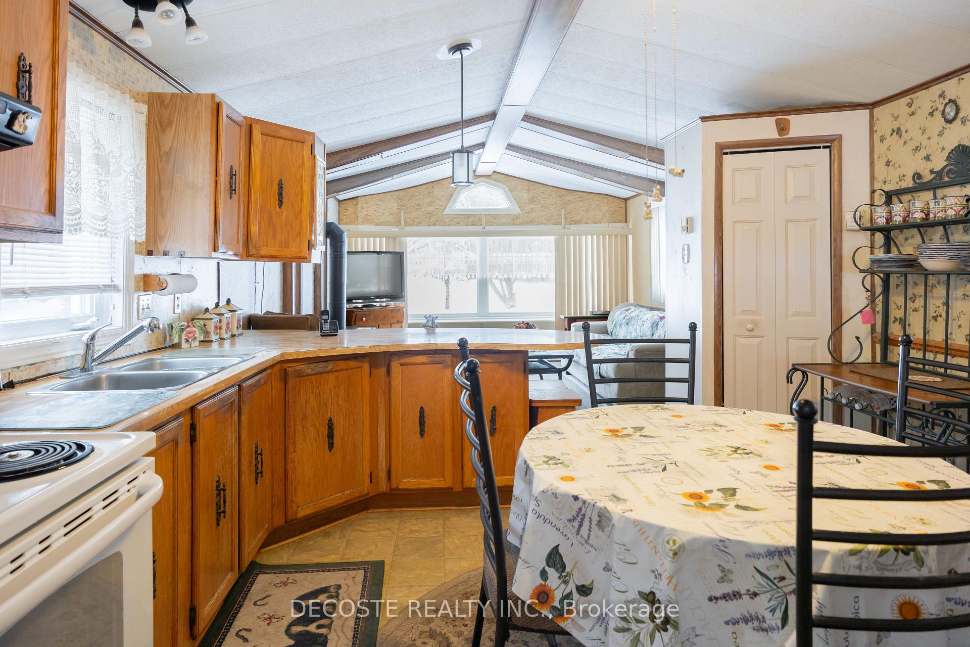 Photo 8 of 3857 Bobby Street, North Glengarry, Alexandria — HOMEH