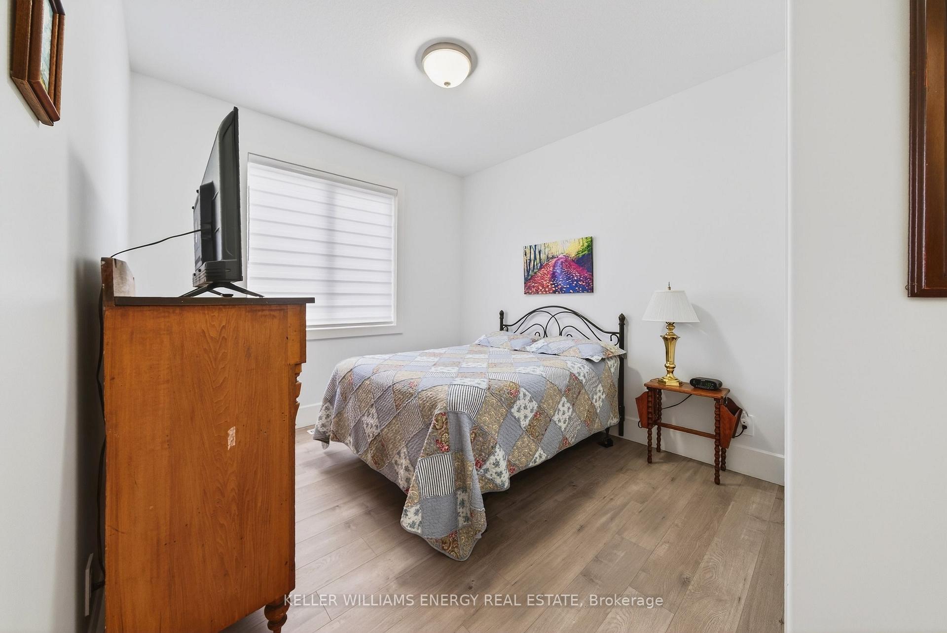 Photo 22 of 74 Meagan Lane, Quinte West, Frankford Ward — HOMEH