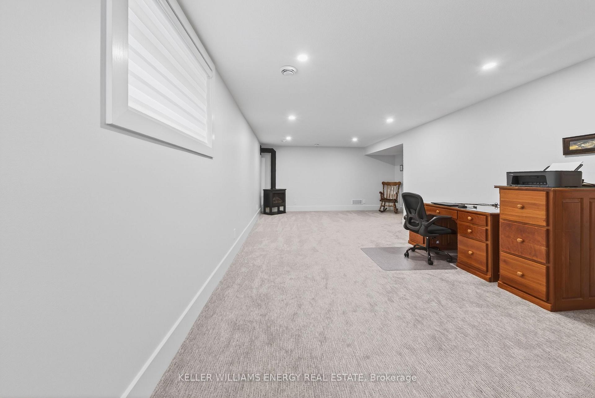 Photo 30 of 74 Meagan Lane, Quinte West, Frankford Ward — HOMEH
