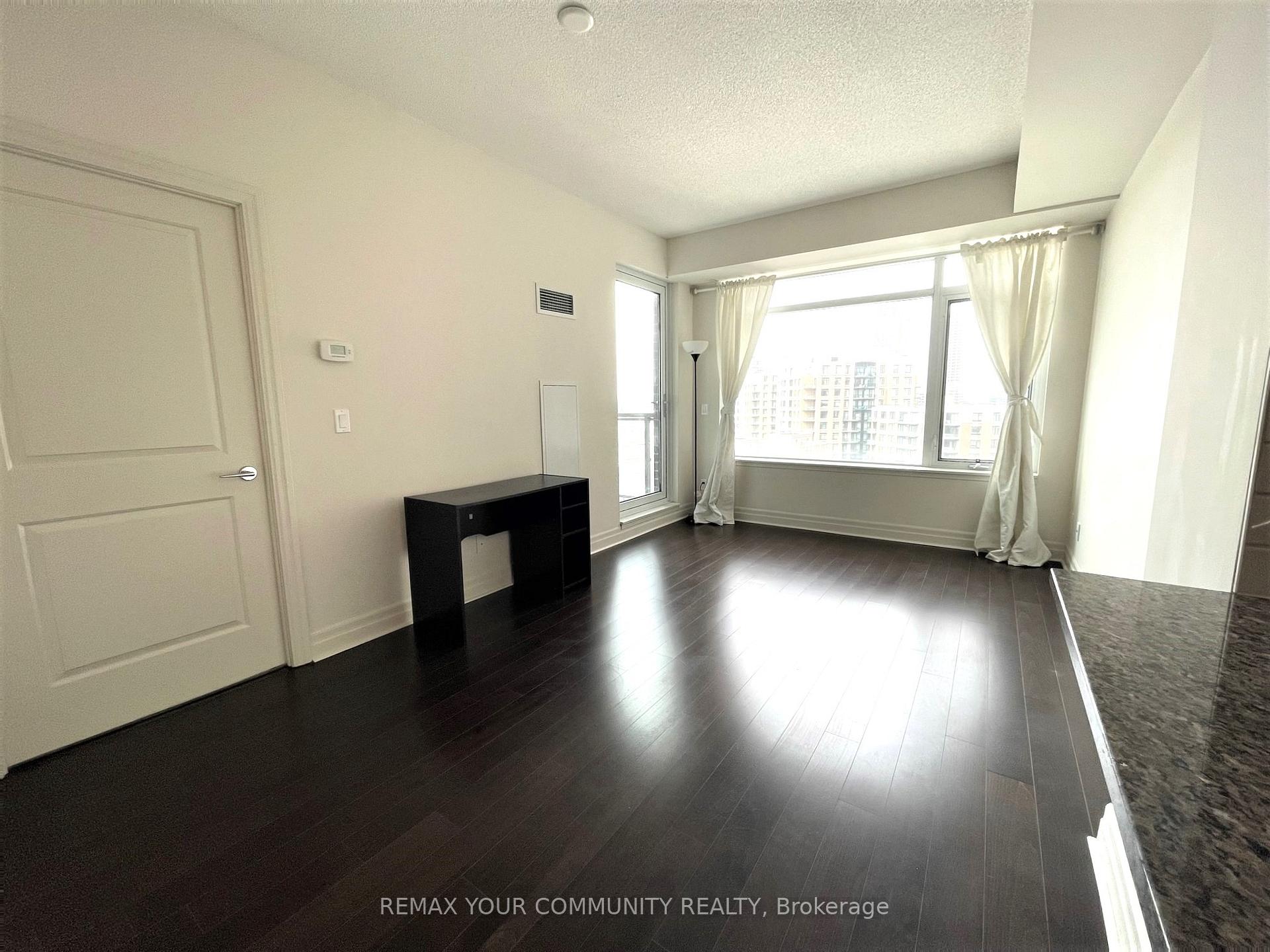 Photo 3 of Unit 724, 8110 Birchmount Road, Markham, Unionville — HOMEH