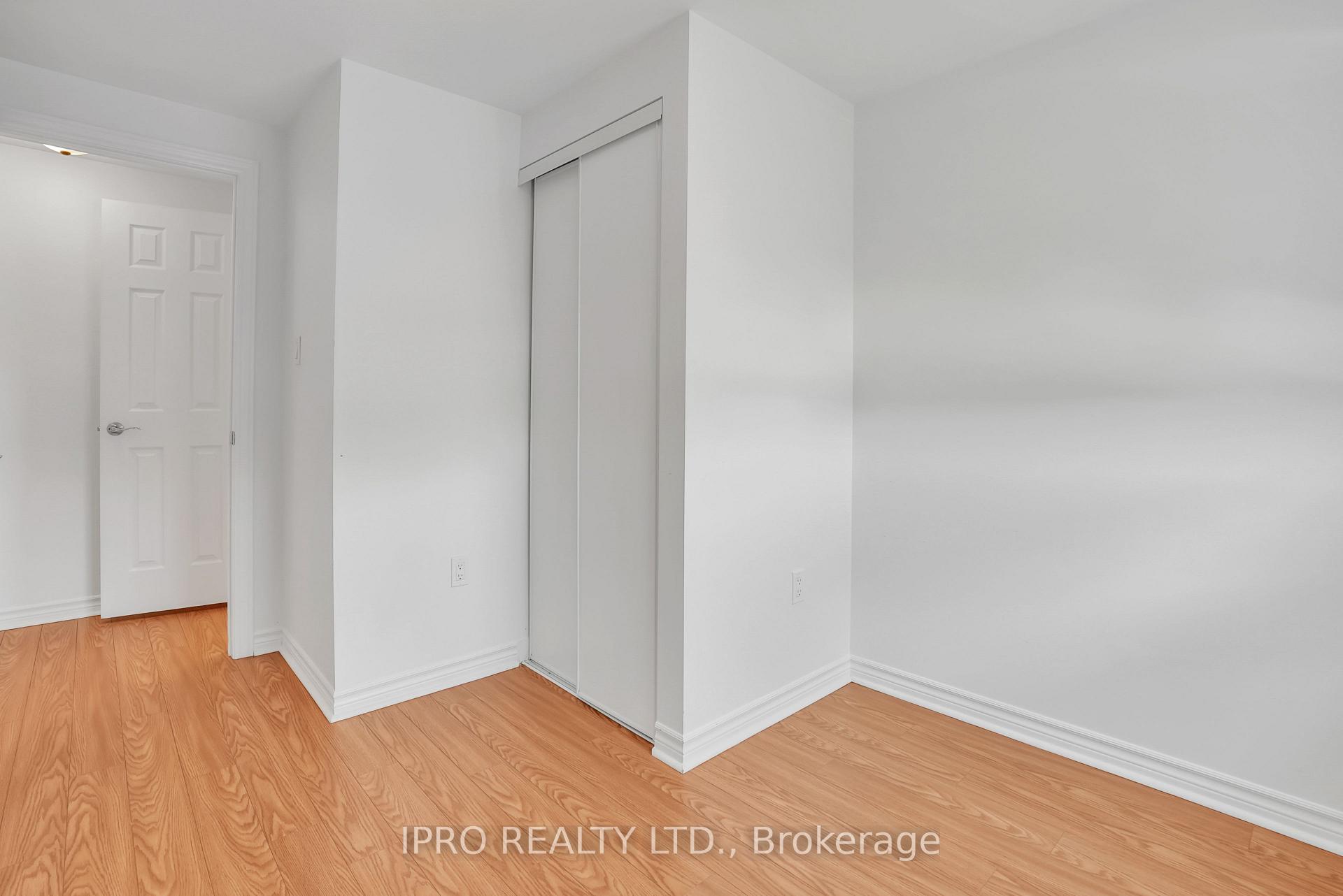 Photo 16 of 21 Majesty Boulevard, Barrie, Innis-Shore — HOMEH
