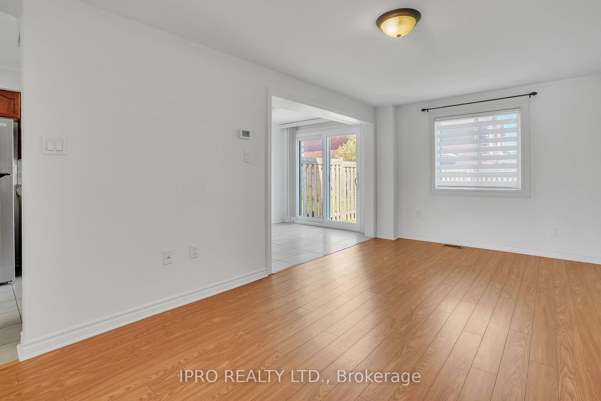 Photo 20 of 21 Majesty Boulevard, Barrie, Innis-Shore — HOMEH
