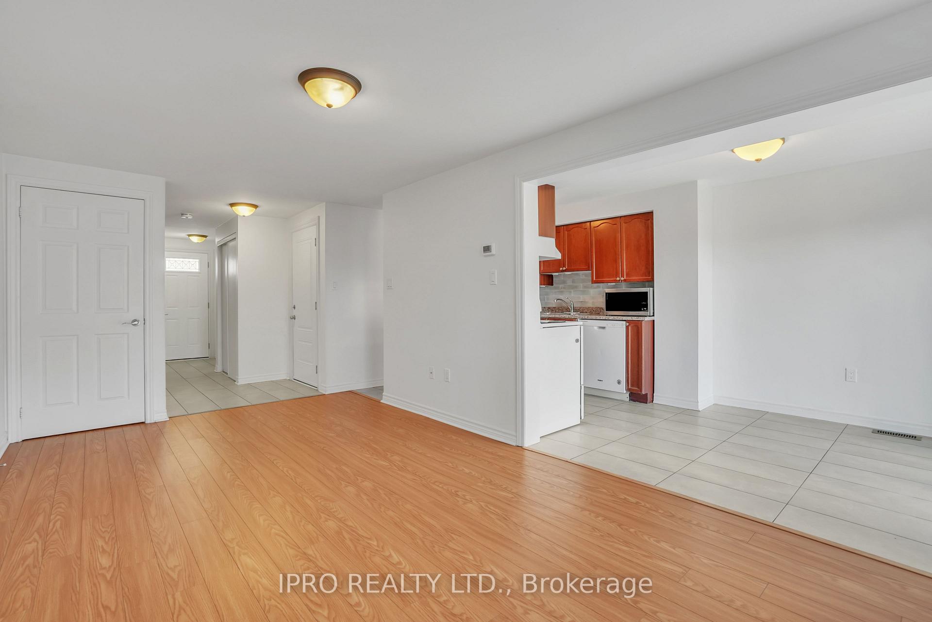 Photo 29 of 21 Majesty Boulevard, Barrie, Innis-Shore — HOMEH