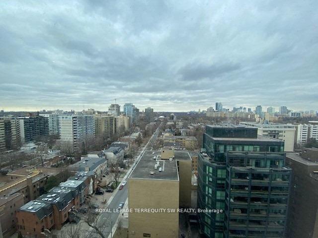 Photo 11 of Unit 1227, 111 St. Clair Avenue, Toronto, Yonge-St. Clair — HOMEH