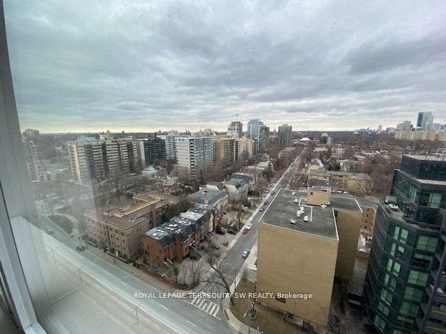 Photo 4 of Unit 1227, 111 St. Clair Avenue, Toronto, Yonge-St. Clair — HOMEH