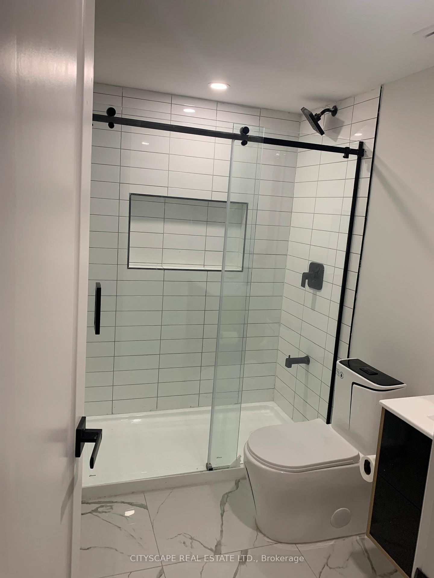Photo 3 of Unit Bsmt, 528 Valhalla Crescent, Waterloo — HOMEH