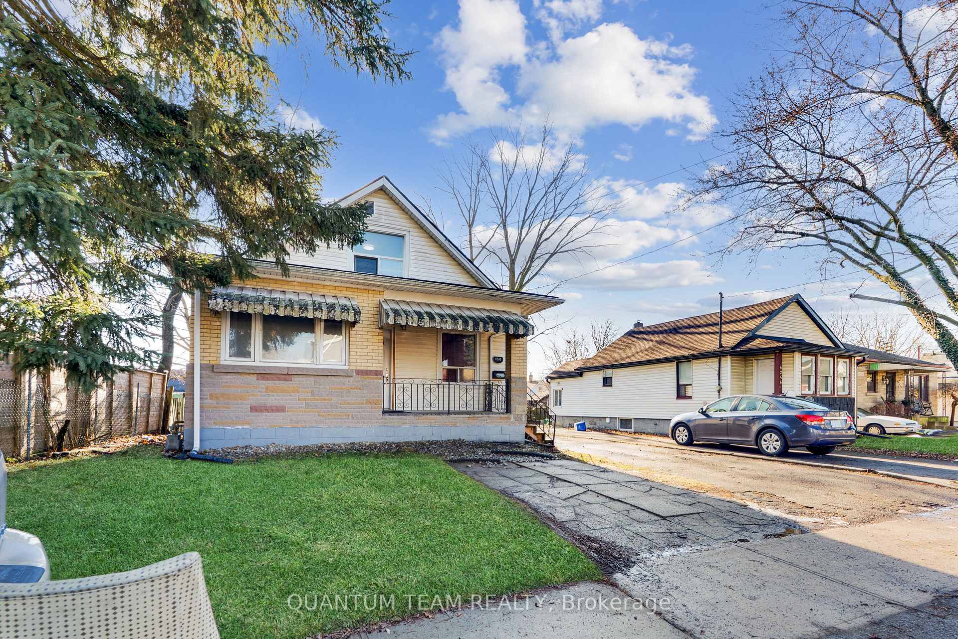 Photo 1 of 6248 Monroe Street, Niagara Falls, Dorchester — HOMEH