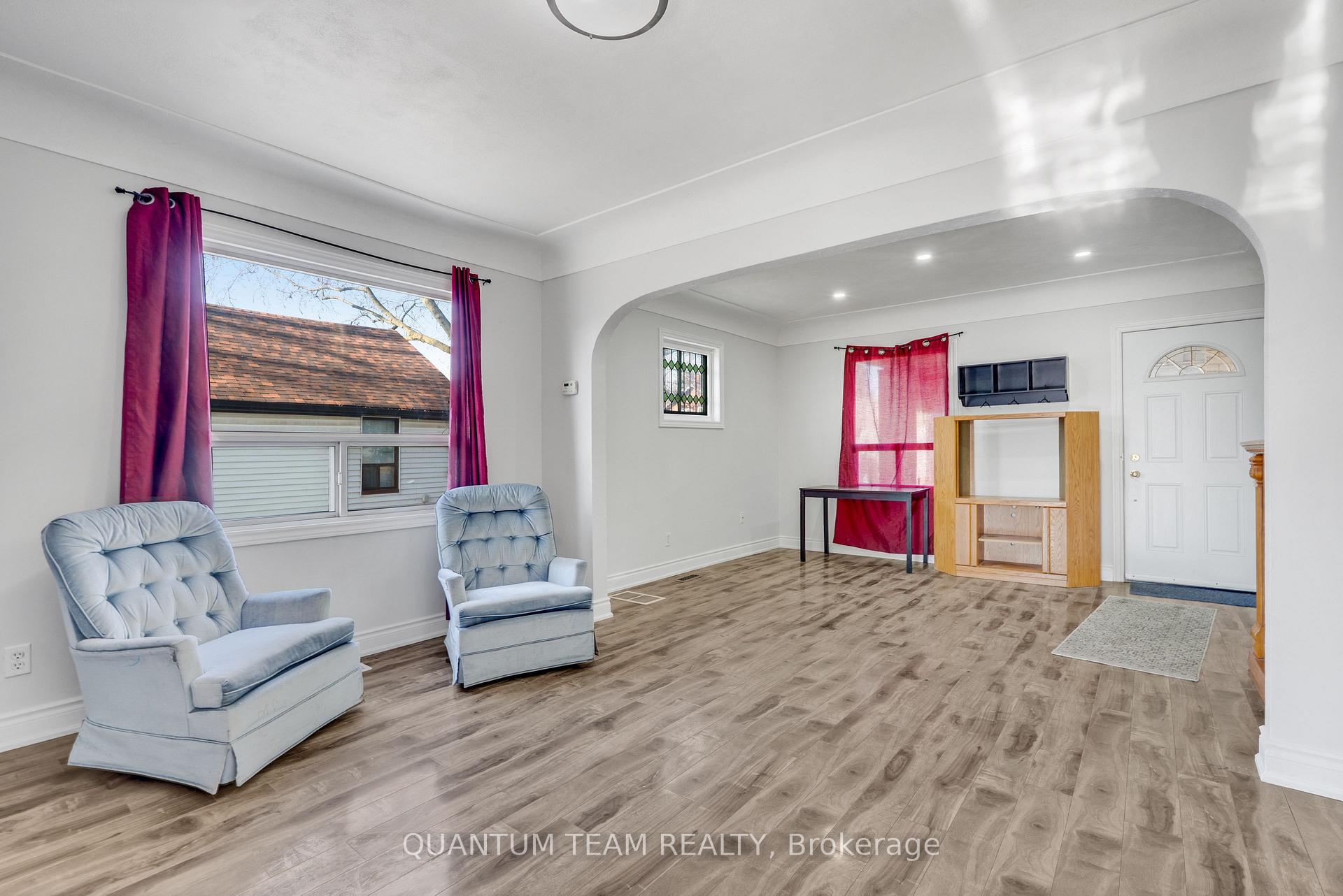 Photo 7 of 6248 Monroe Street, Niagara Falls, Dorchester — HOMEH