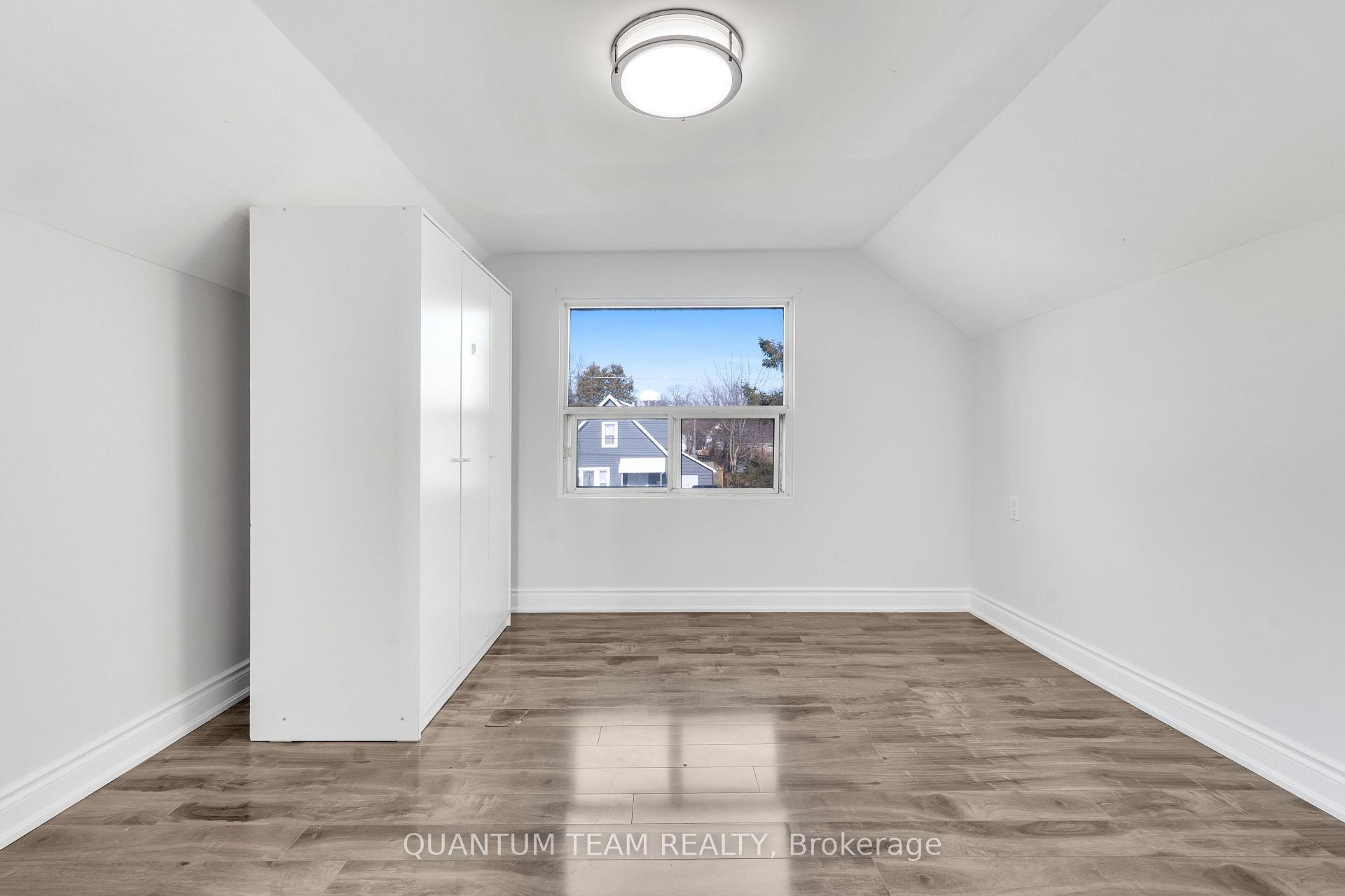 Photo 29 of 6248 Monroe Street, Niagara Falls, Dorchester — HOMEH