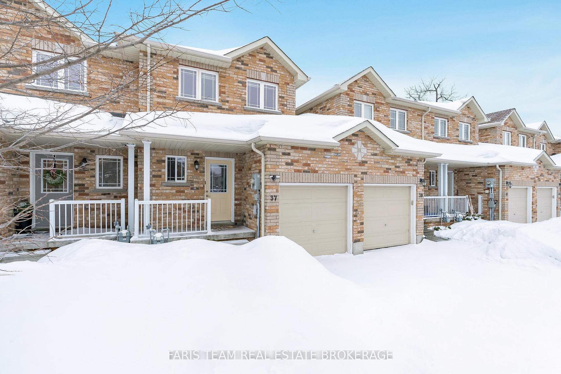 Photo 8 of 37 Southwoods Crescent, Barrie, Holly — HOMEH