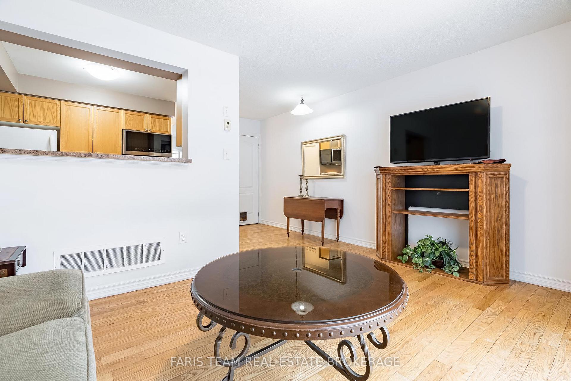 Photo 20 of 37 Southwoods Crescent, Barrie, Holly — HOMEH