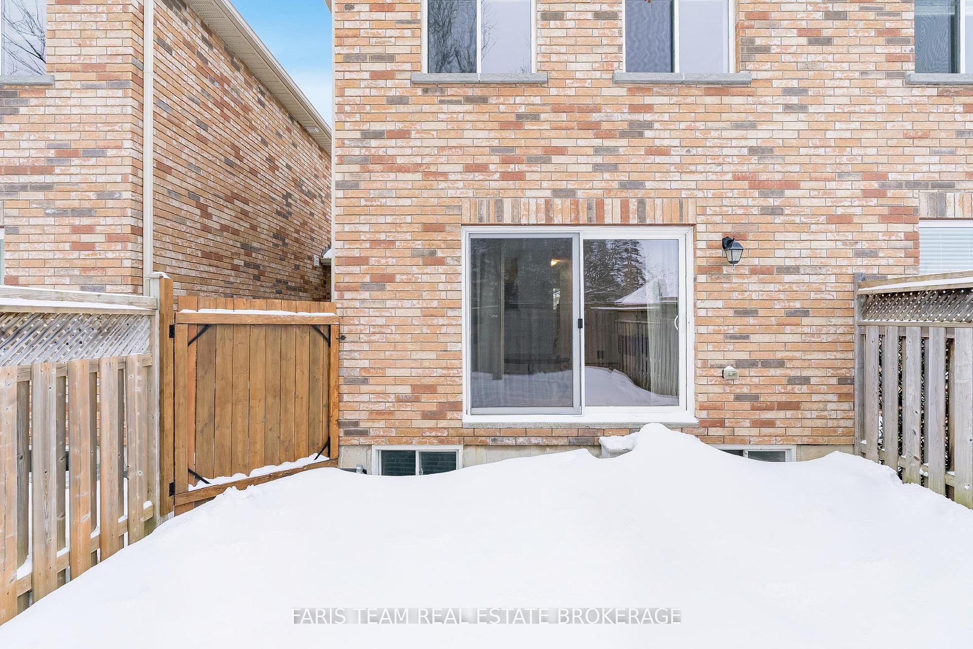 Photo 21 of 37 Southwoods Crescent, Barrie, Holly — HOMEH