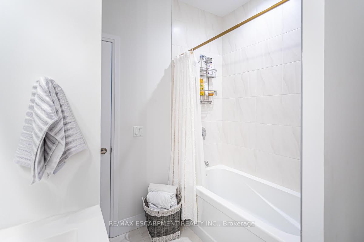 Photo 19 of Unit 109, 1 Redfern Avenue, Hamilton, Mountview — HOMEH